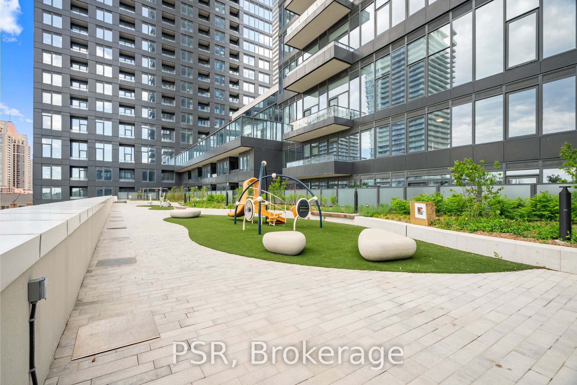 MLS #W12435439 image #36