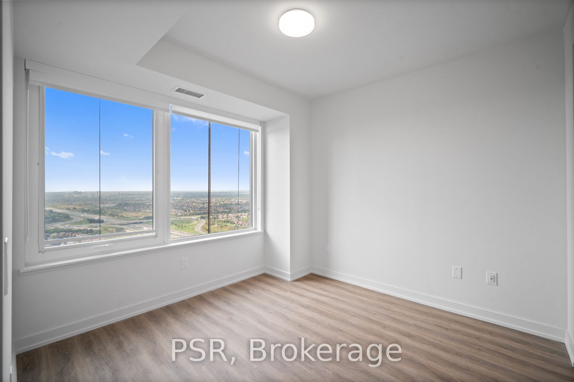 MLS #W12435439 image #8