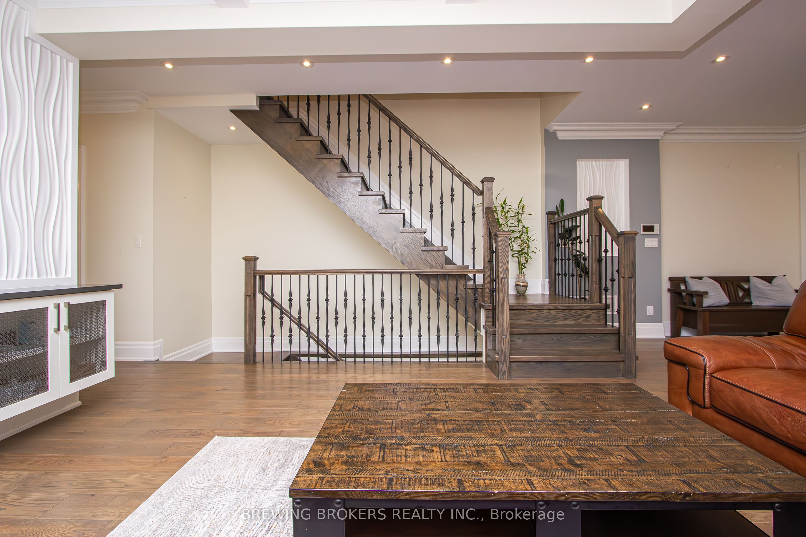 MLS #W12432669 image #11