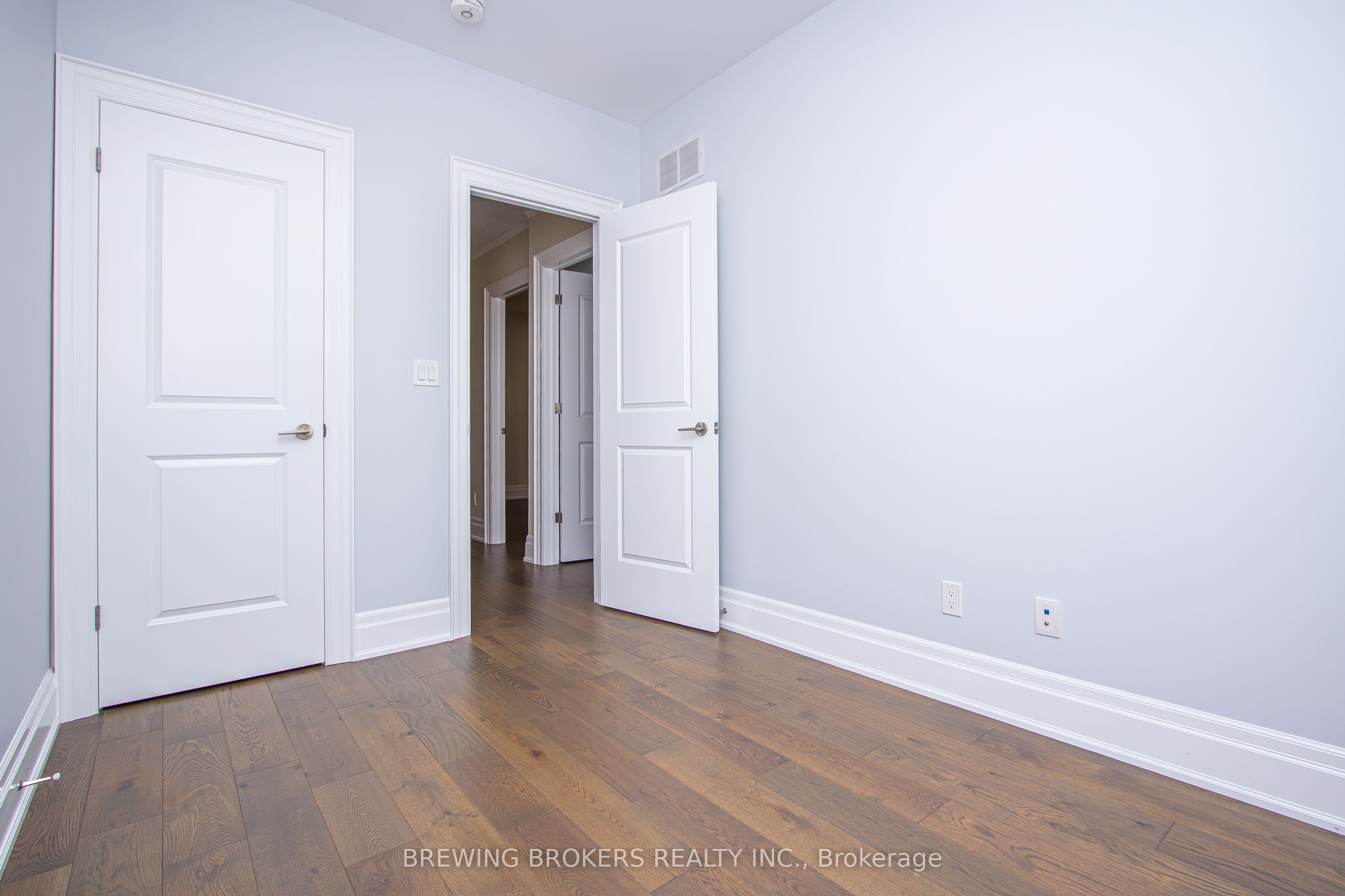 MLS #W12432669 image #28