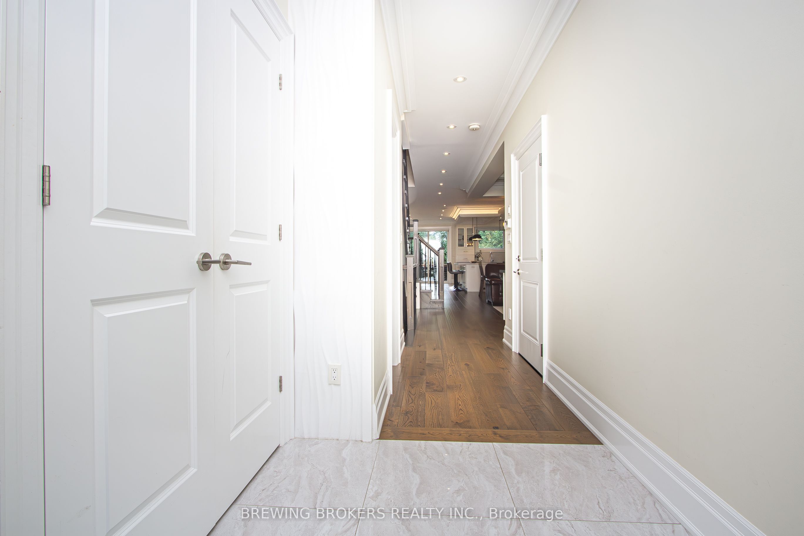 MLS #W12432669 image #3