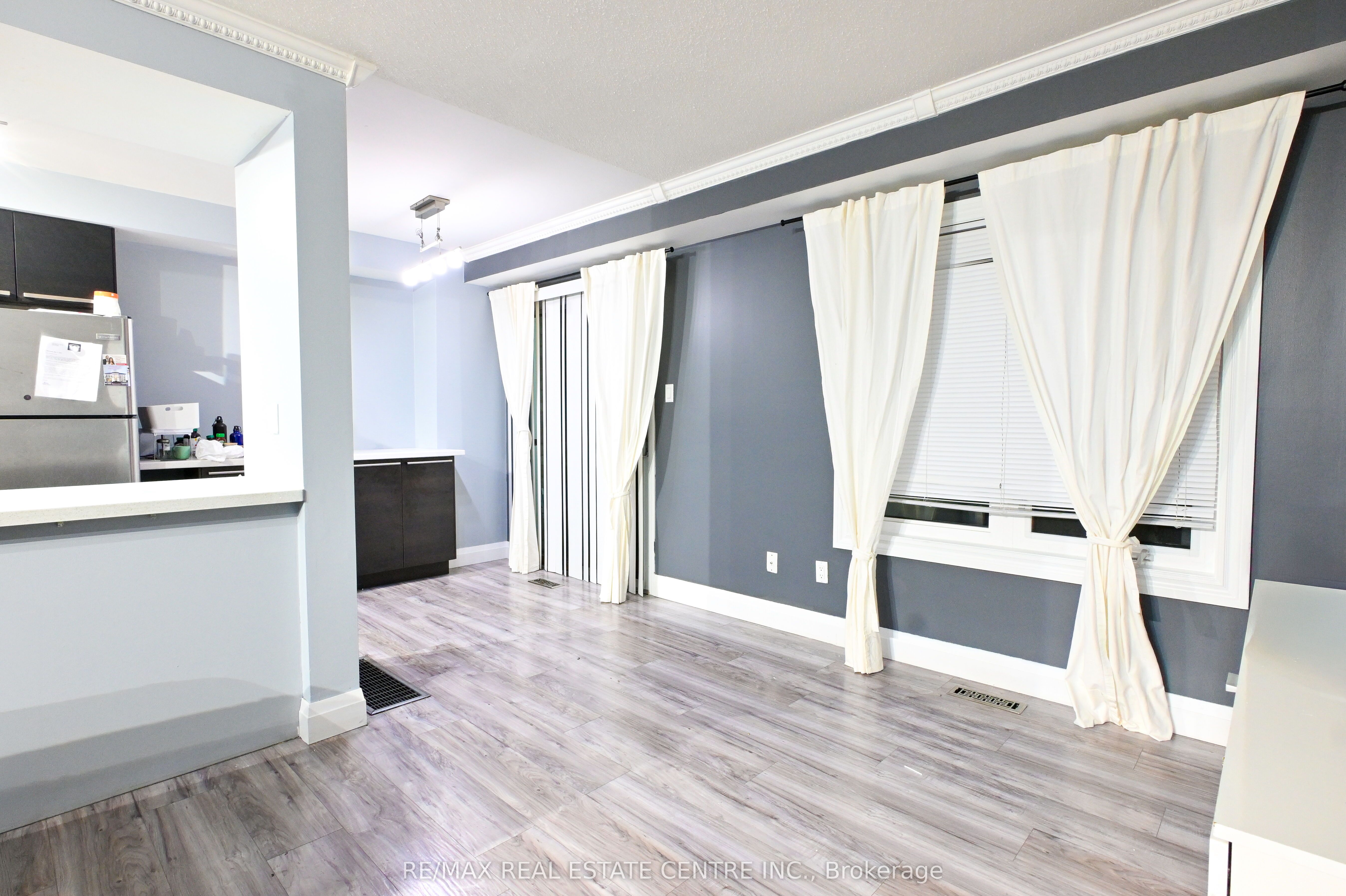 MLS #W12435865 image #9