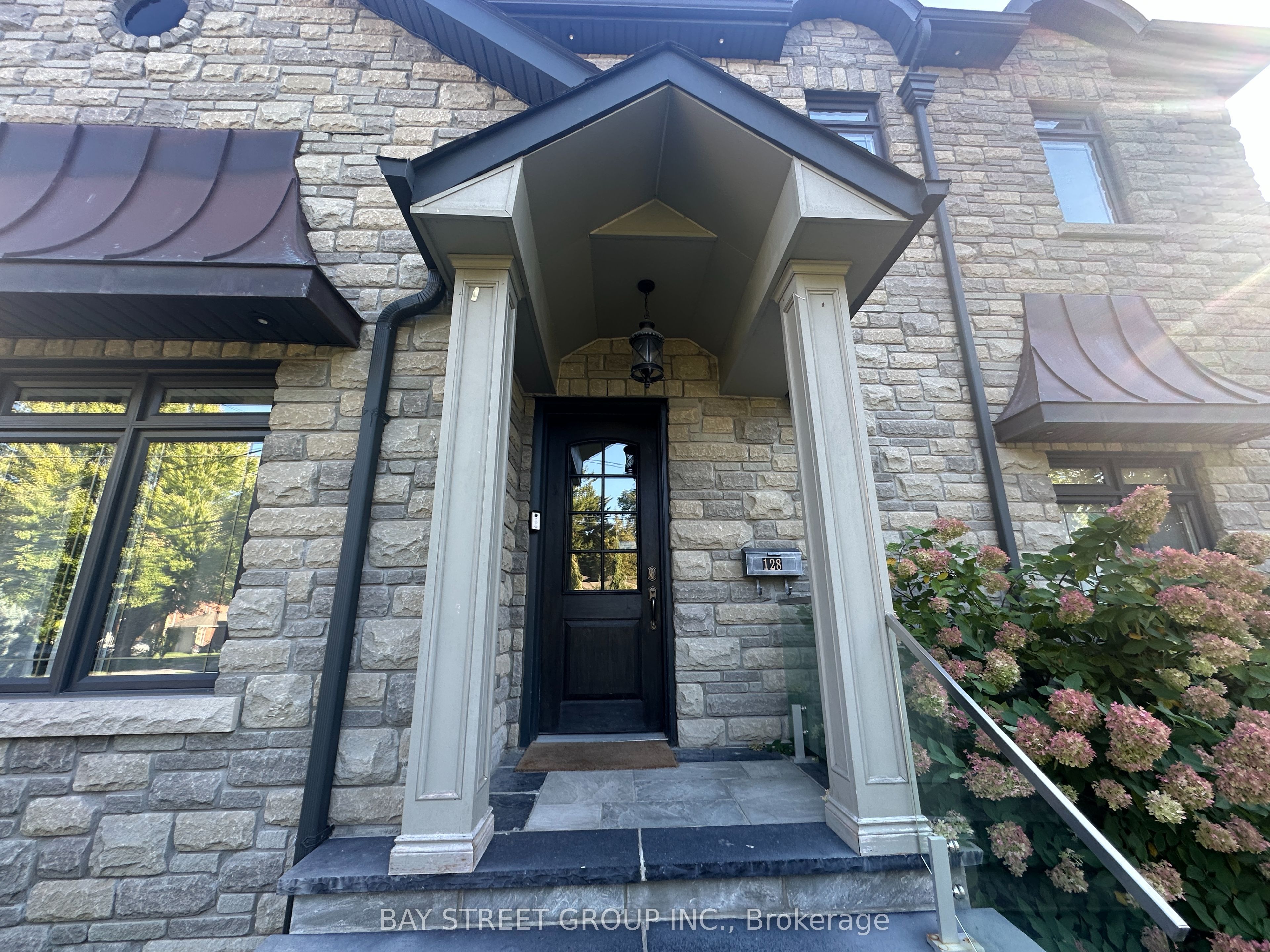 MLS #W12437790 image #1