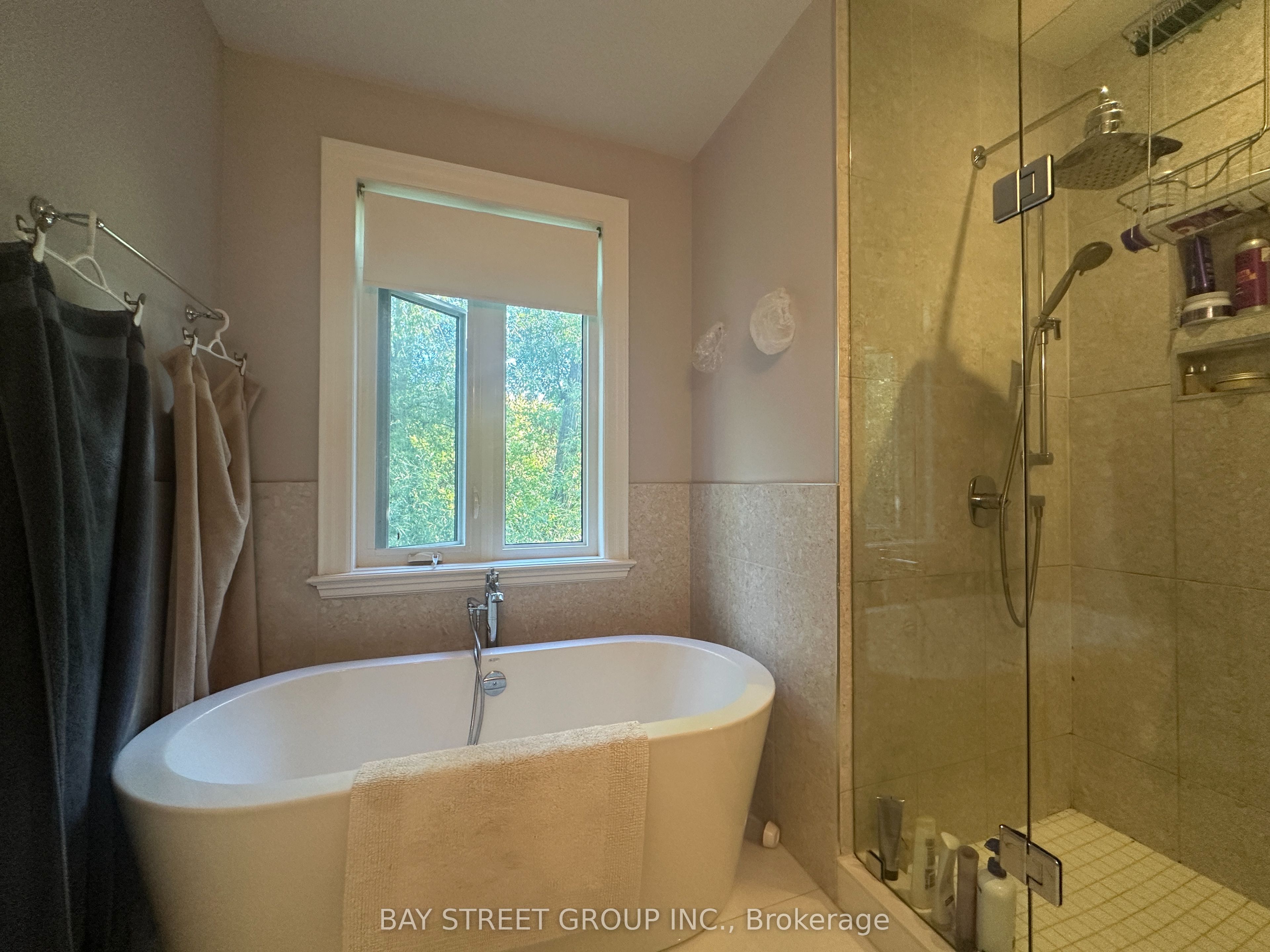 MLS #W12437790 image #14