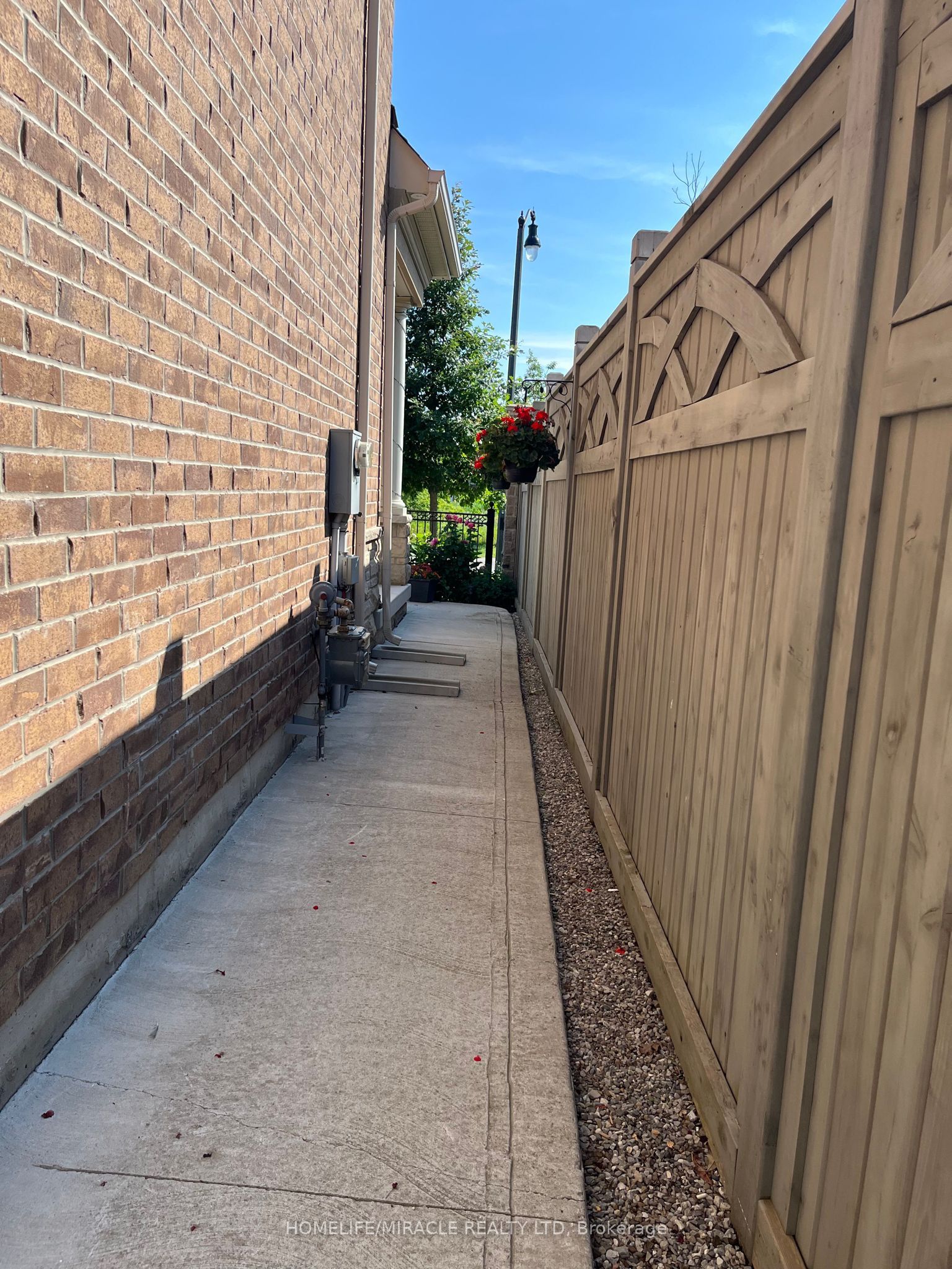 MLS #W12438611 image #19