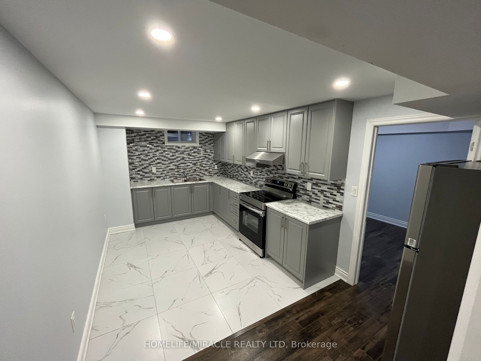 MLS #W12438611 image #2