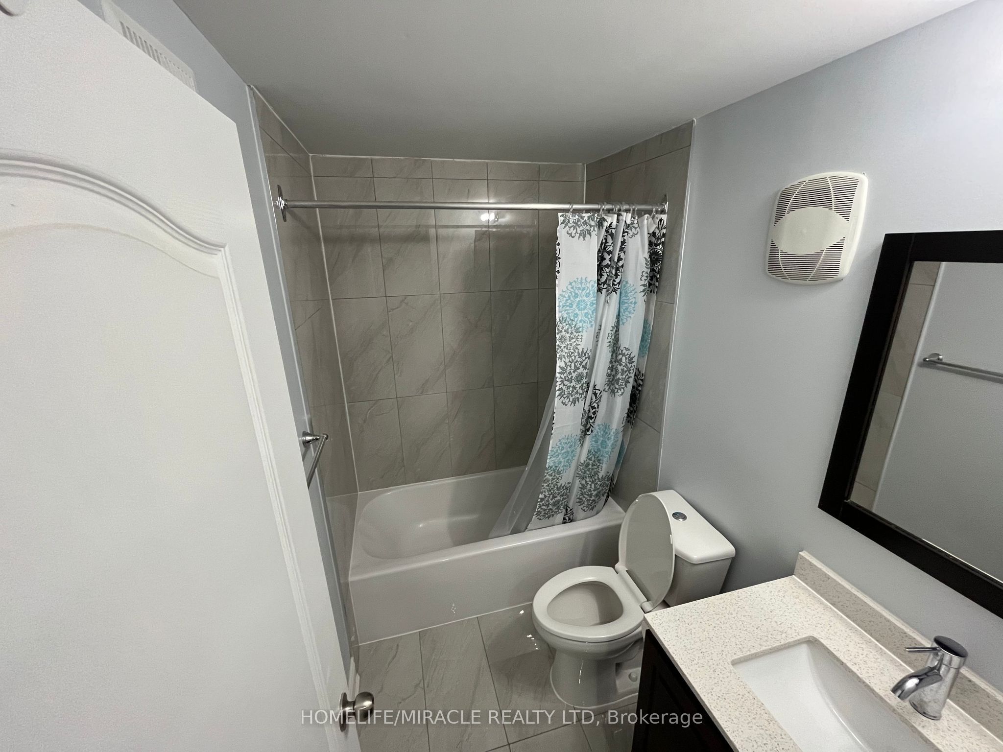 MLS #W12438611 image #8