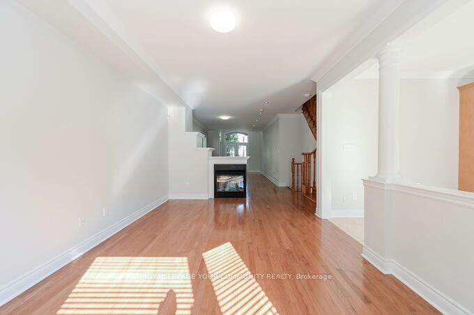 MLS #W12439576 image #10