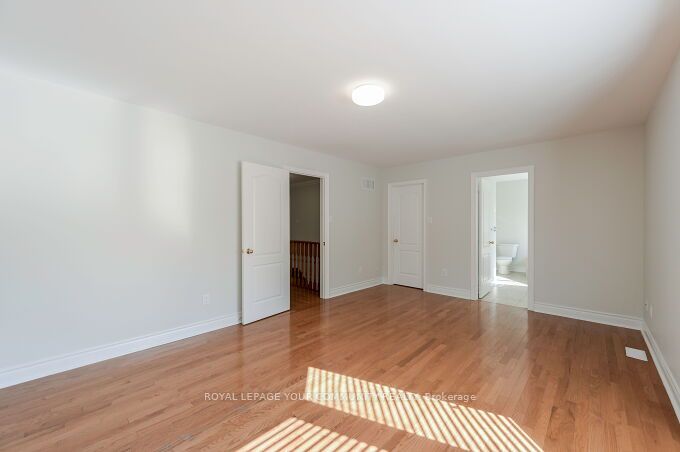 MLS #W12439576 image #20