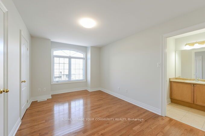 MLS #W12439576 image #28