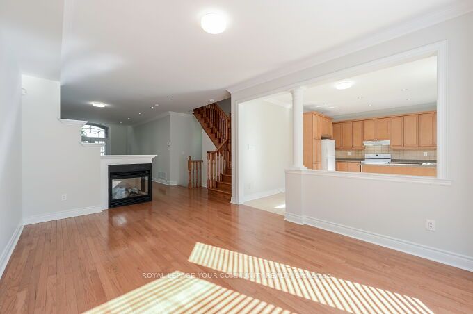 MLS #W12439576 image #9