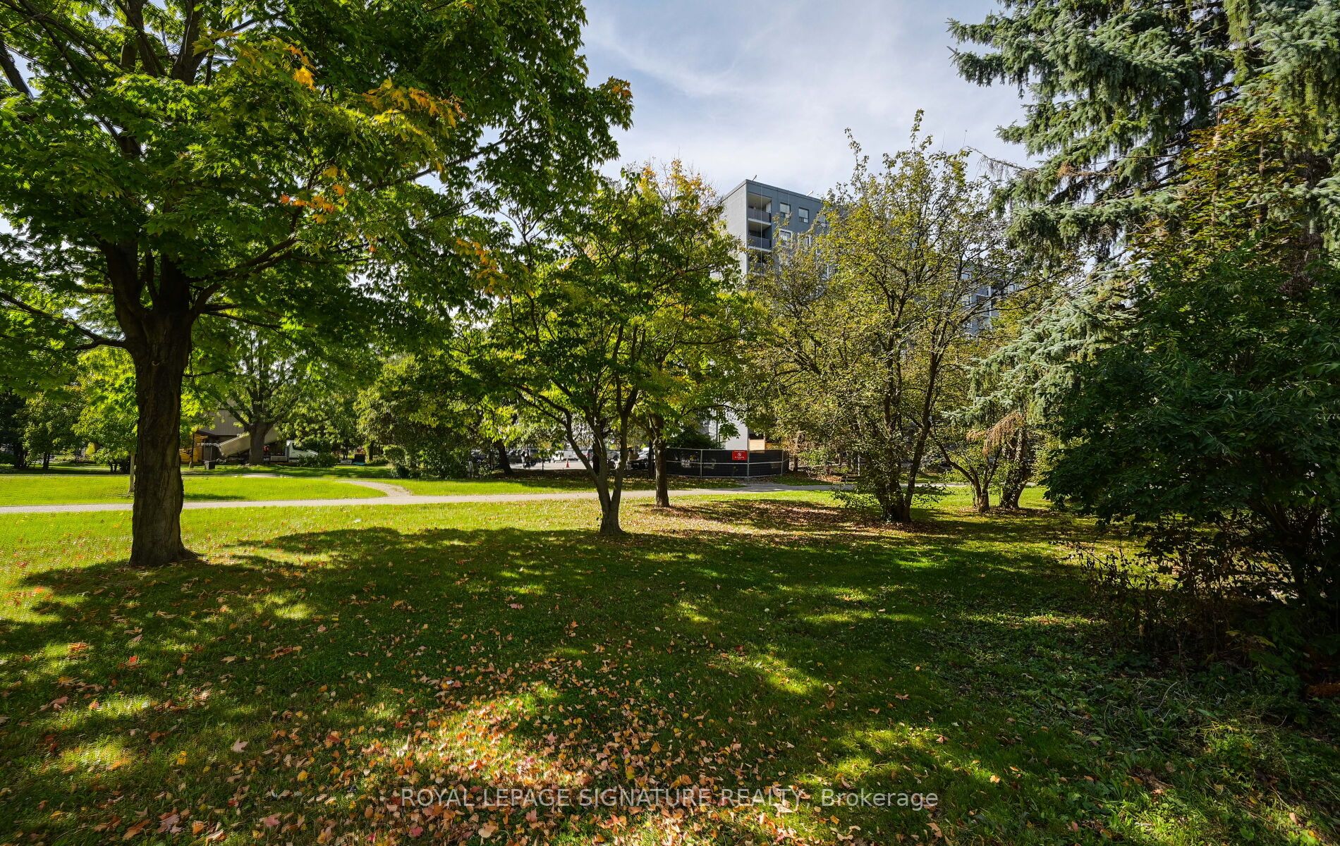 MLS #W12440883 image #2