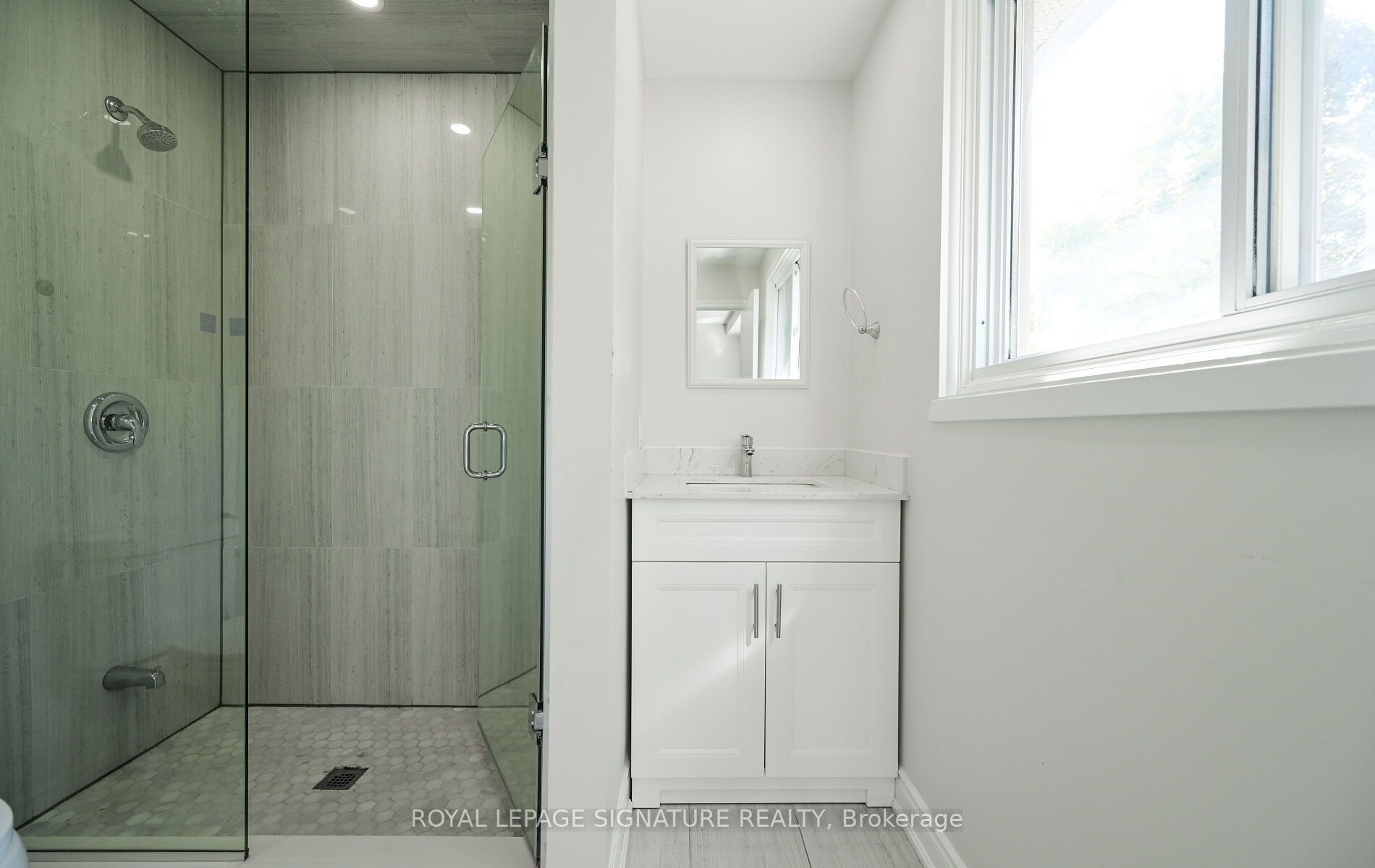 MLS #W12440883 image #6