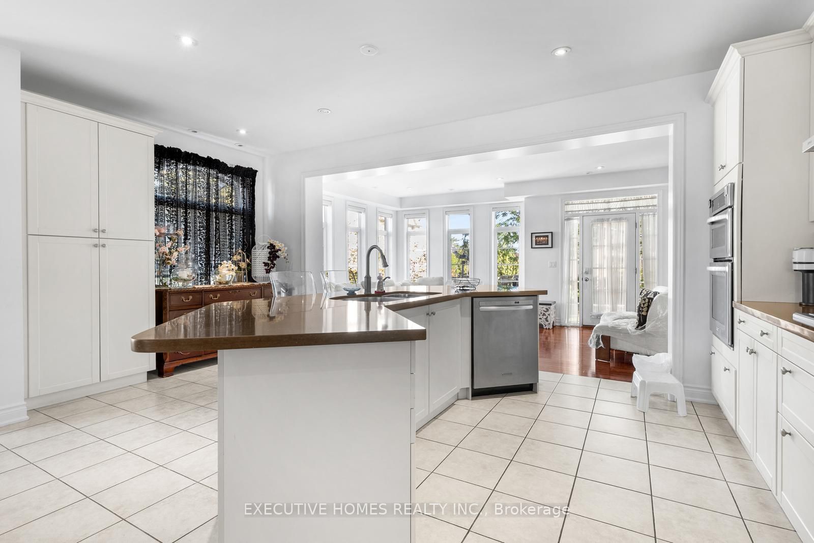 MLS #W12442106 image #11