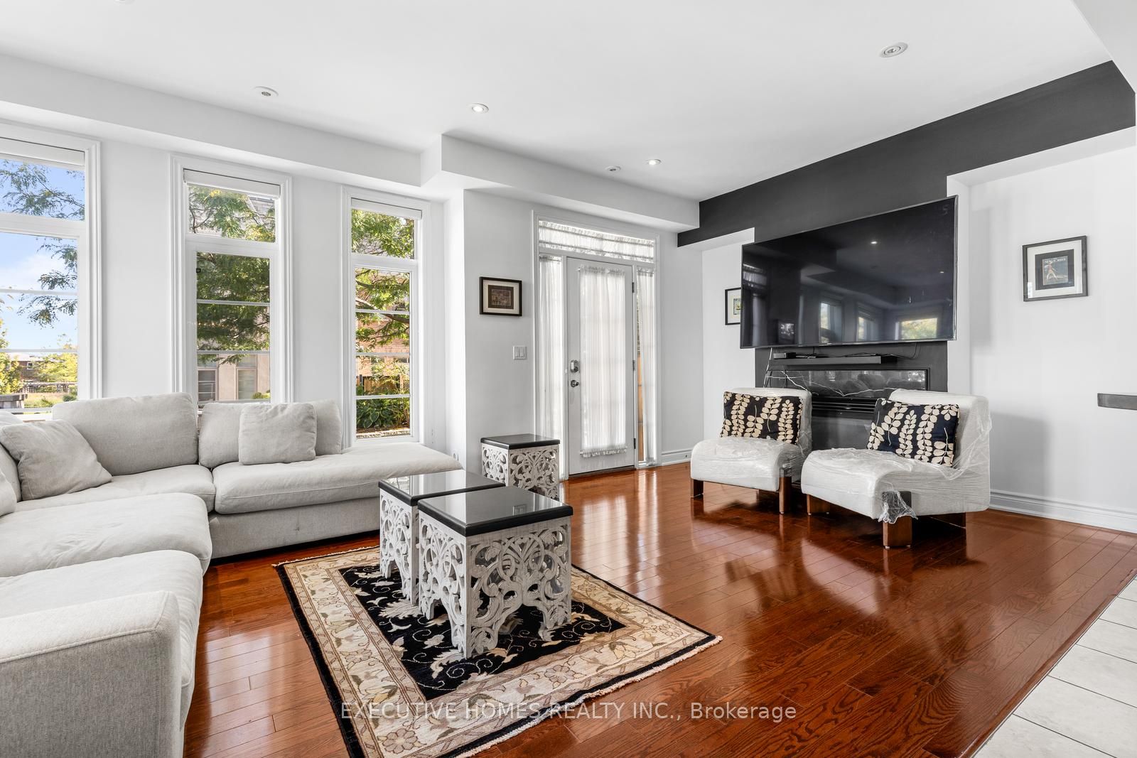 MLS #W12442106 image #16