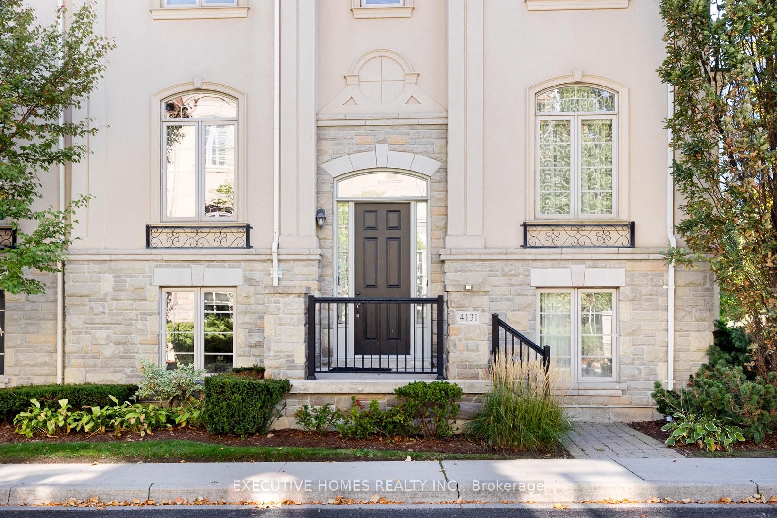 MLS #W12442106 image #2