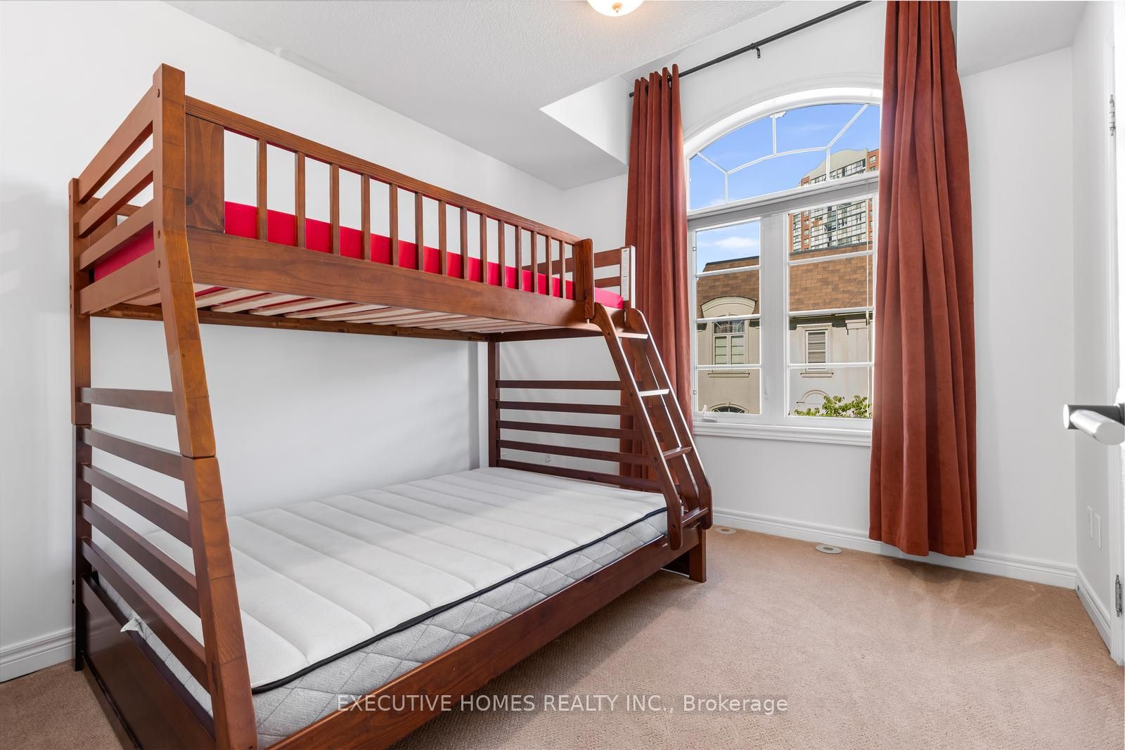 MLS #W12442106 image #29