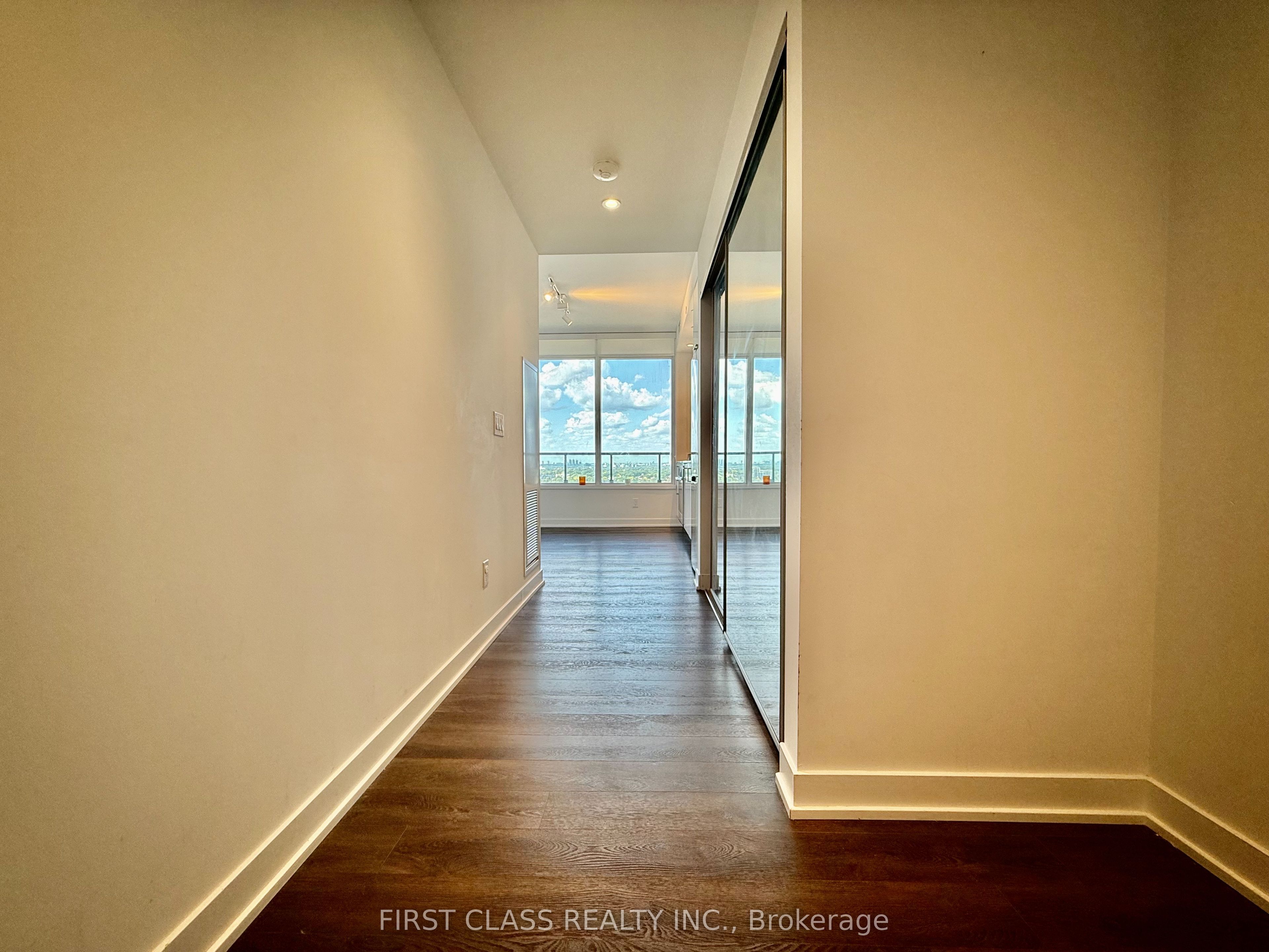 MLS #W12446005 image #2