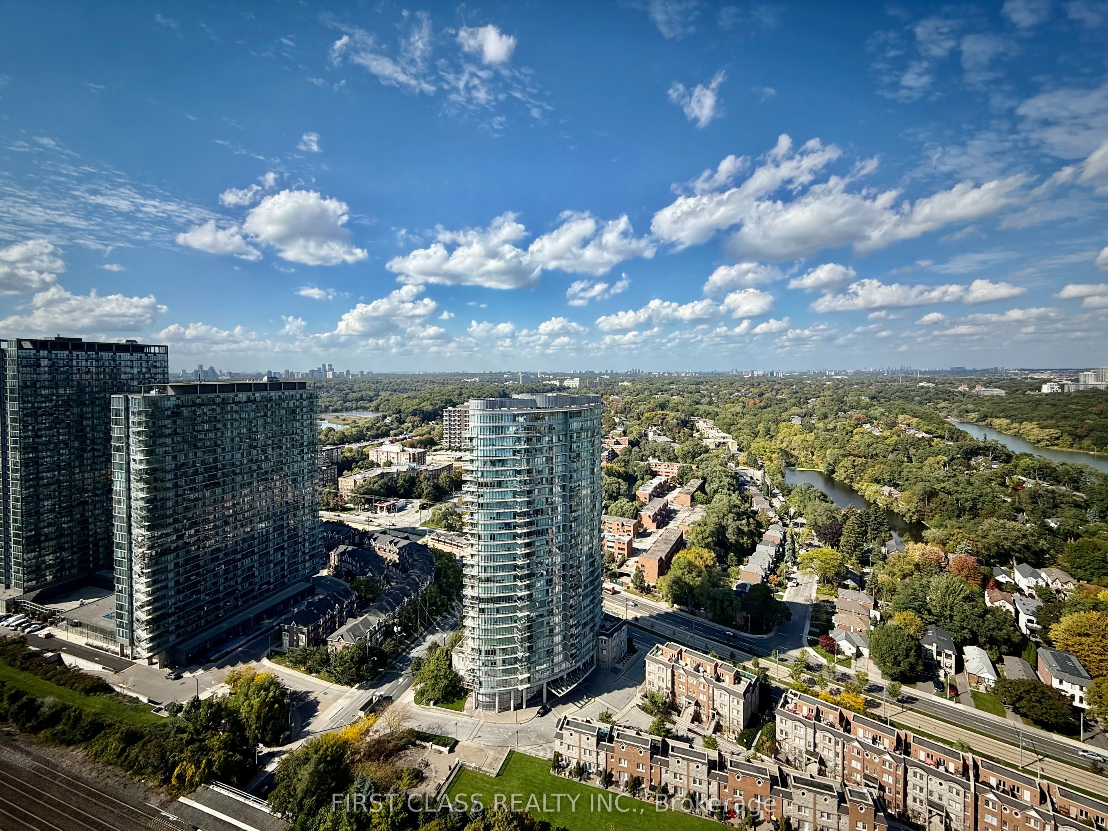 MLS #W12446005 image #20