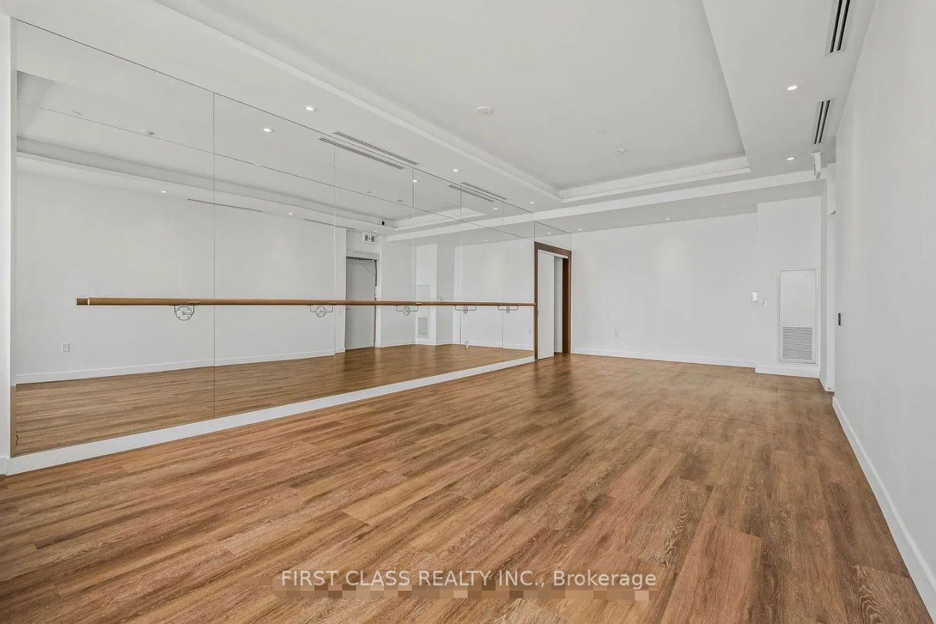 MLS #W12446005 image #33