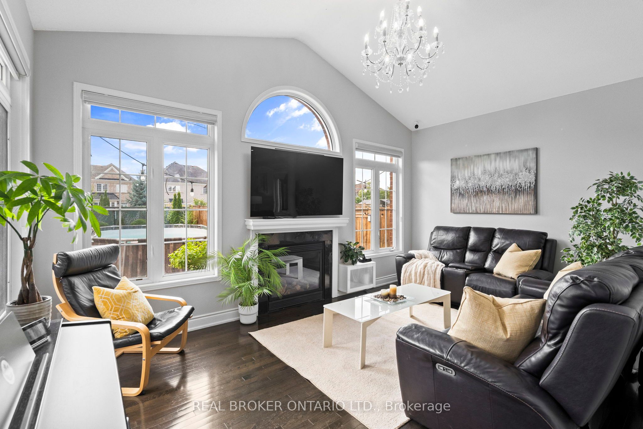 MLS #W12446021 image #14