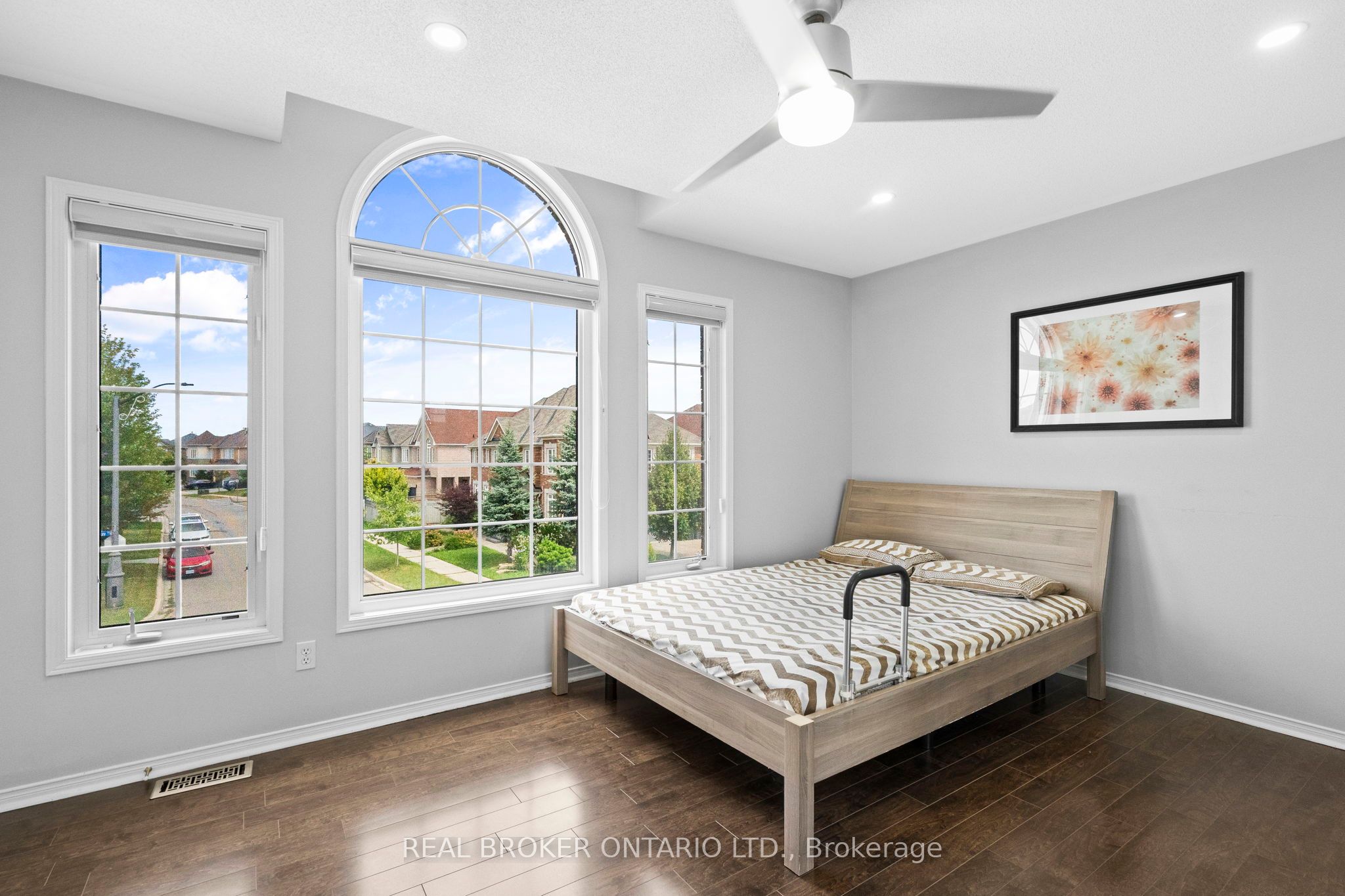 MLS #W12446021 image #27