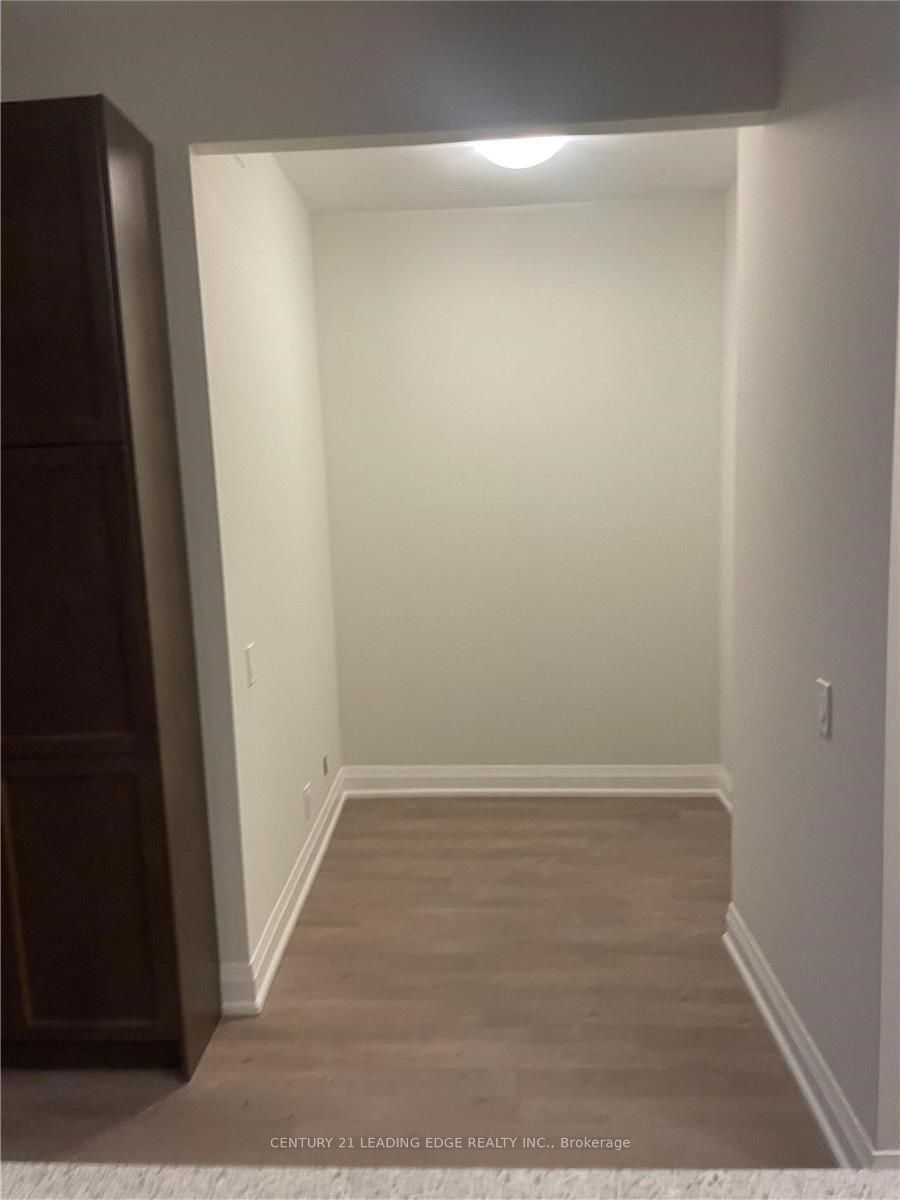 MLS #W12446967 image #16