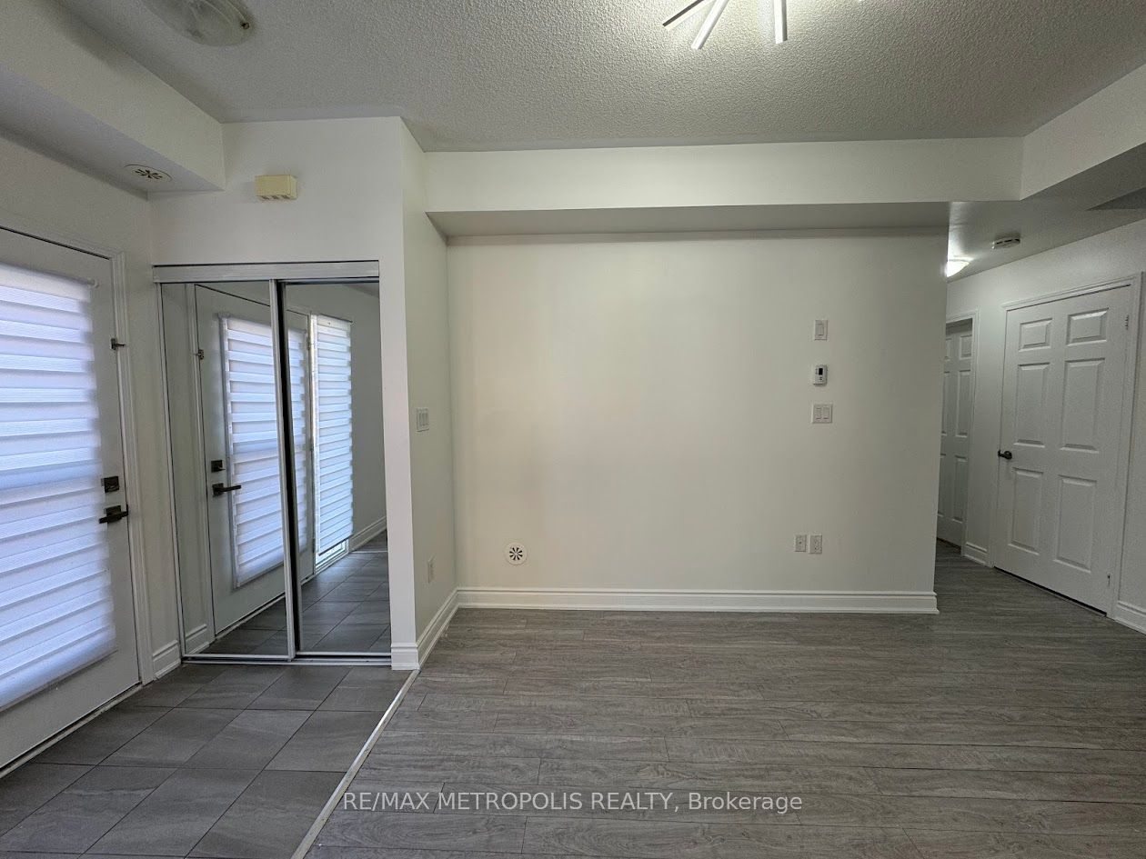 MLS #W12449392 image #16