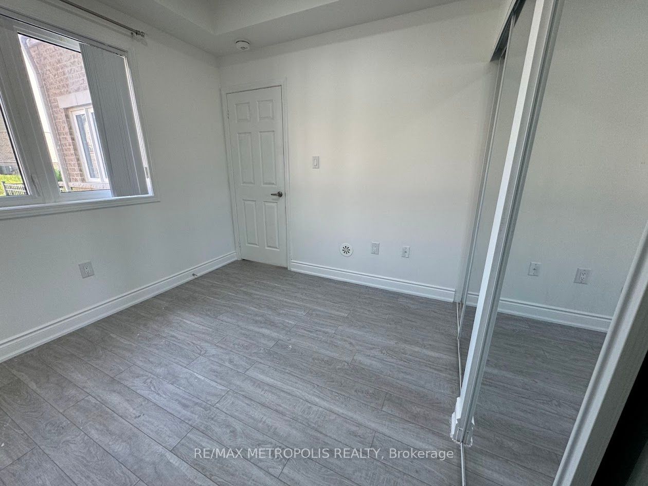 MLS #W12449392 image #18