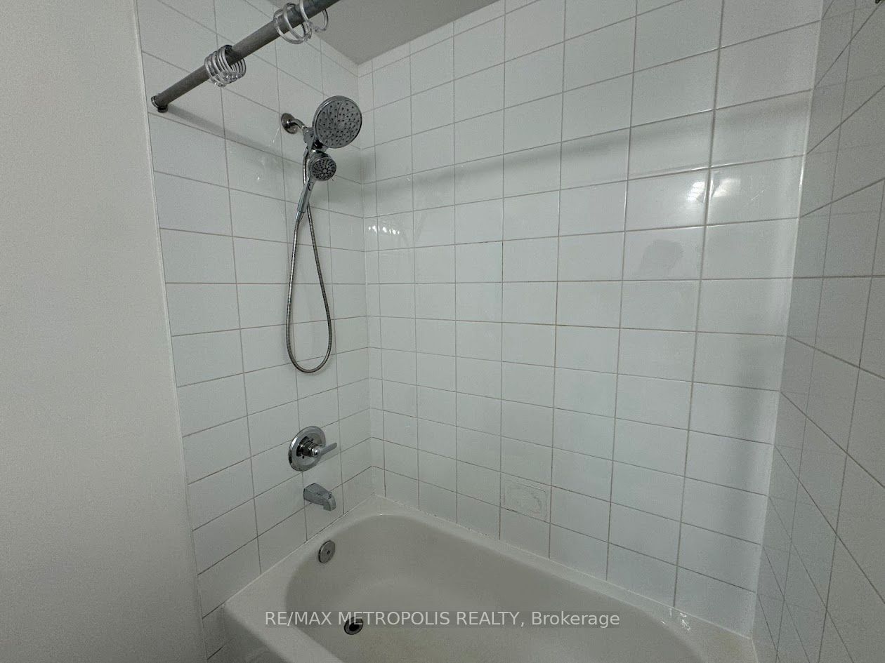 MLS #W12449392 image #22