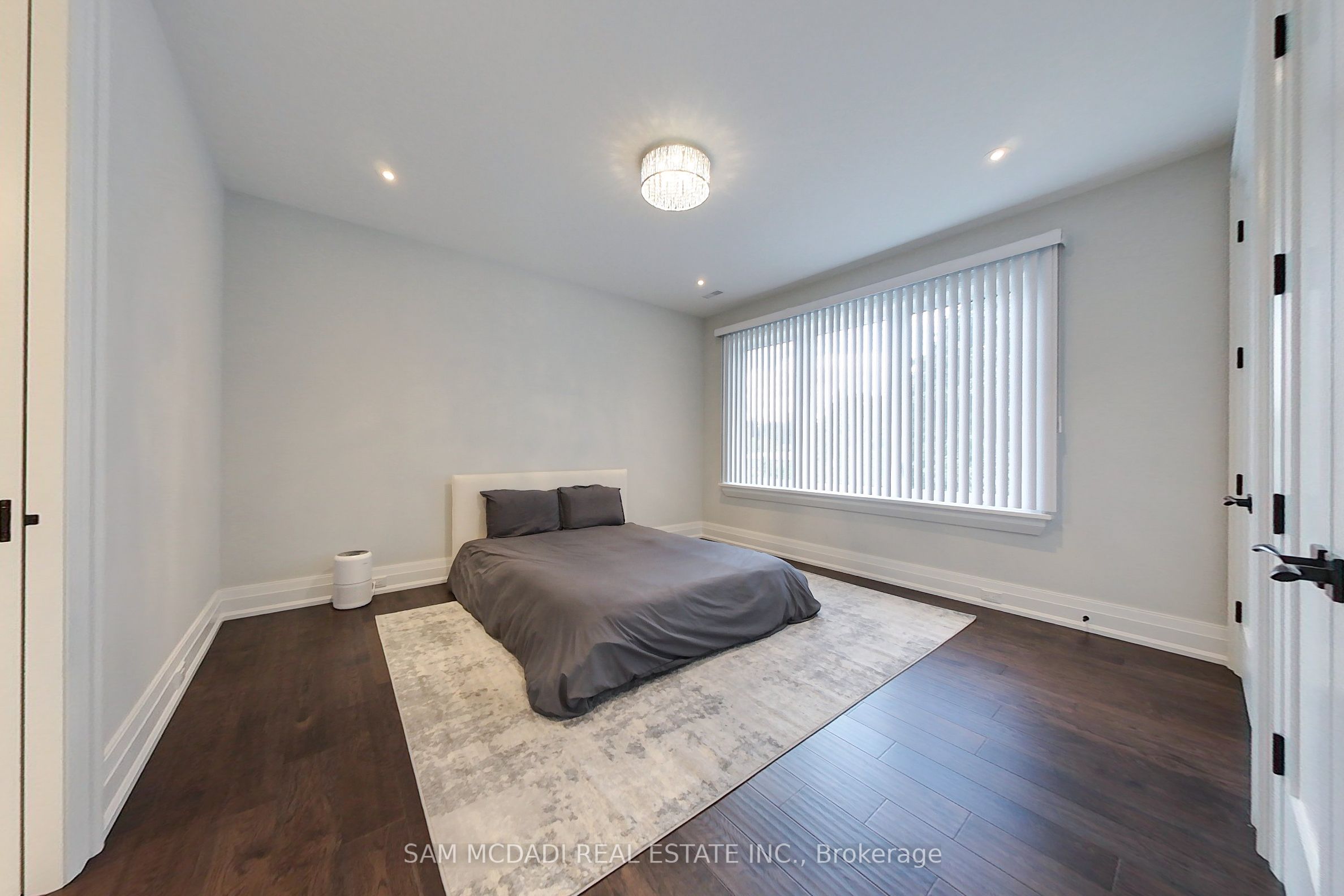 MLS #W12449728 image #18