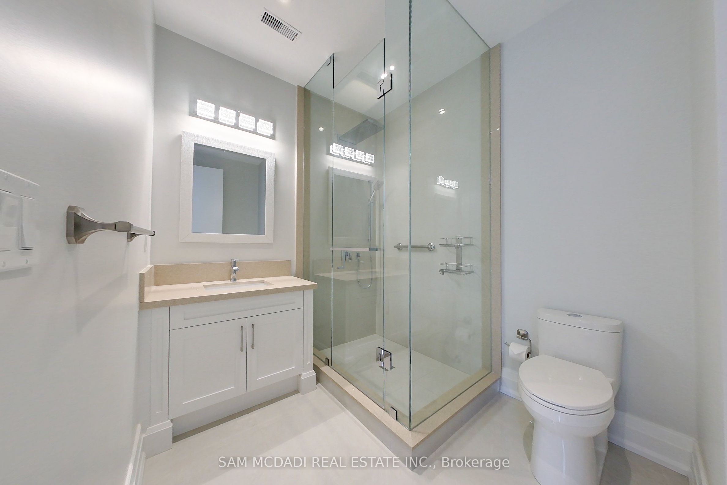 MLS #W12449728 image #22