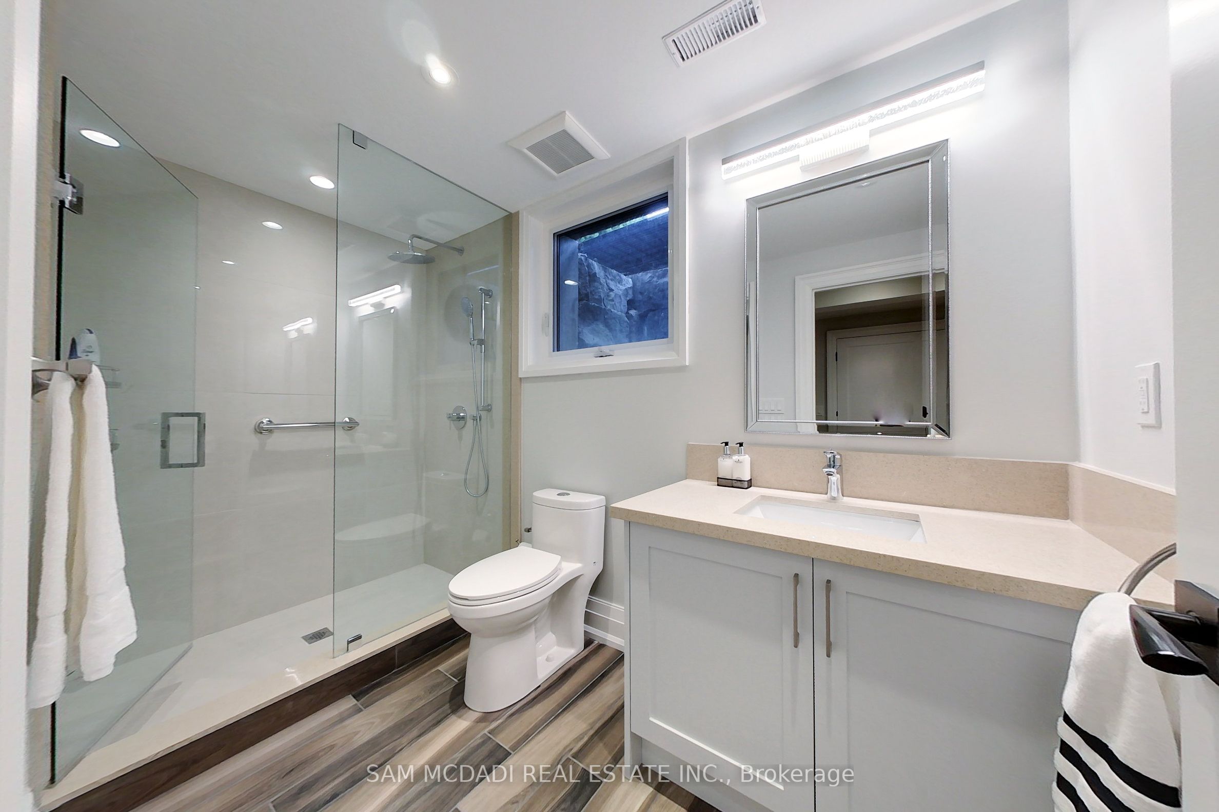 MLS #W12449728 image #36