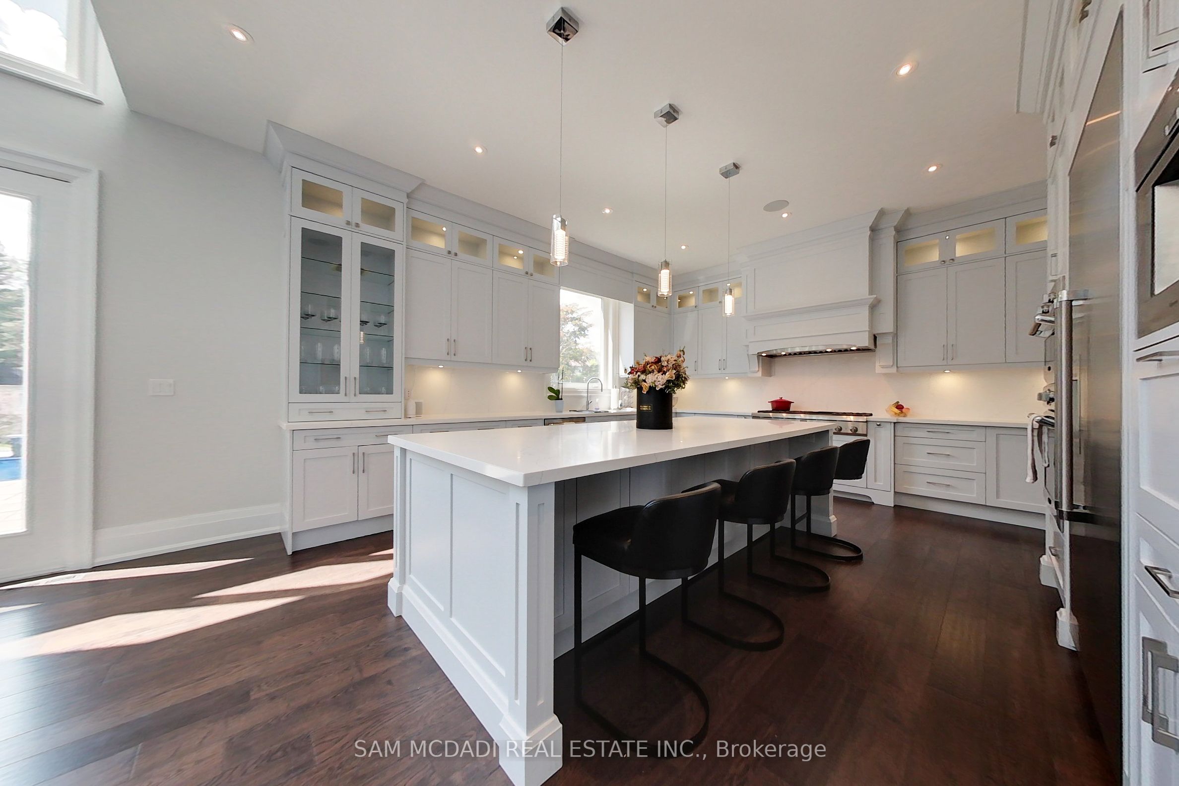 MLS #W12449728 image #8