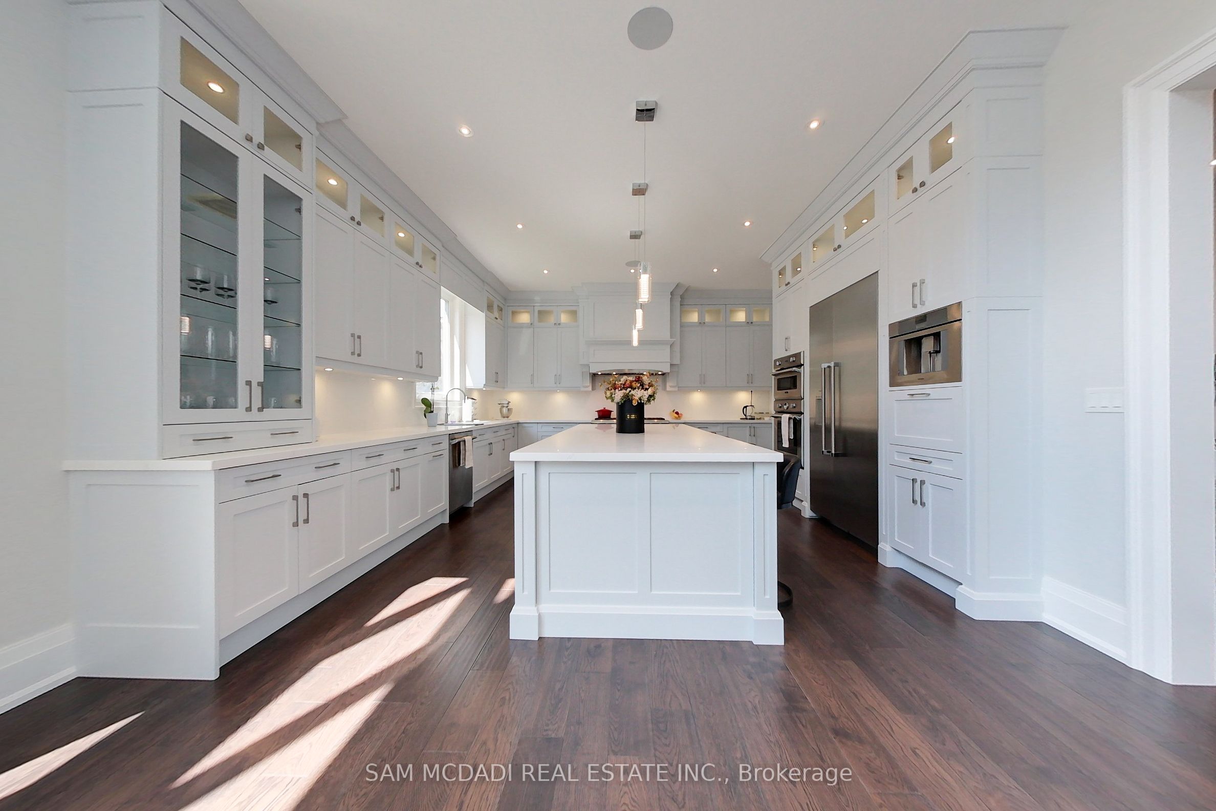 MLS #W12449728 image #9