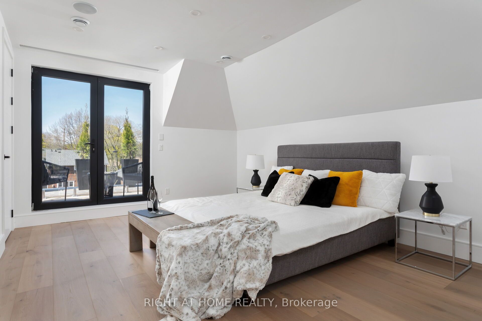 MLS #W12450438 image #25