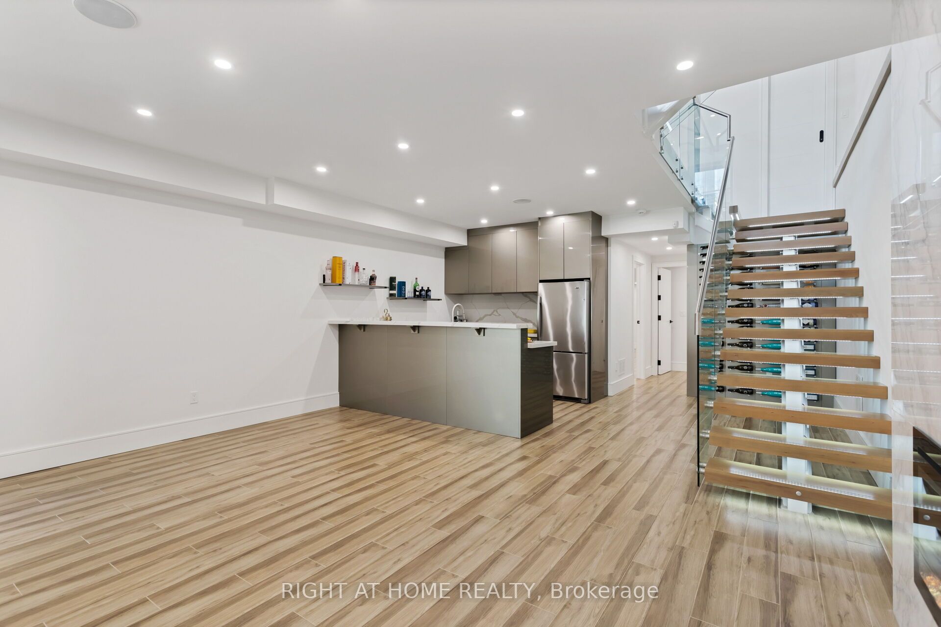 MLS #W12450438 image #32