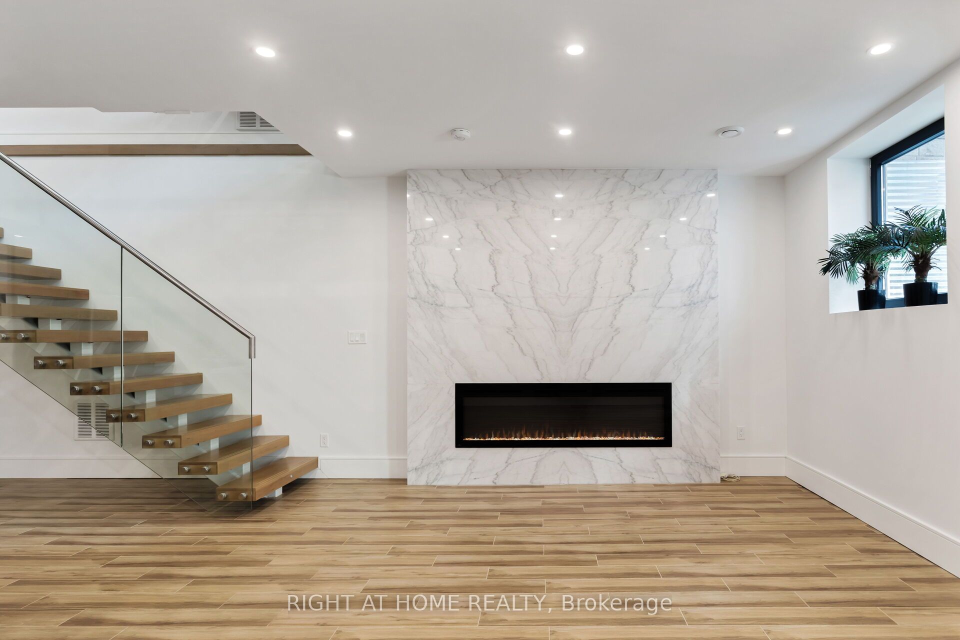 MLS #W12450438 image #33