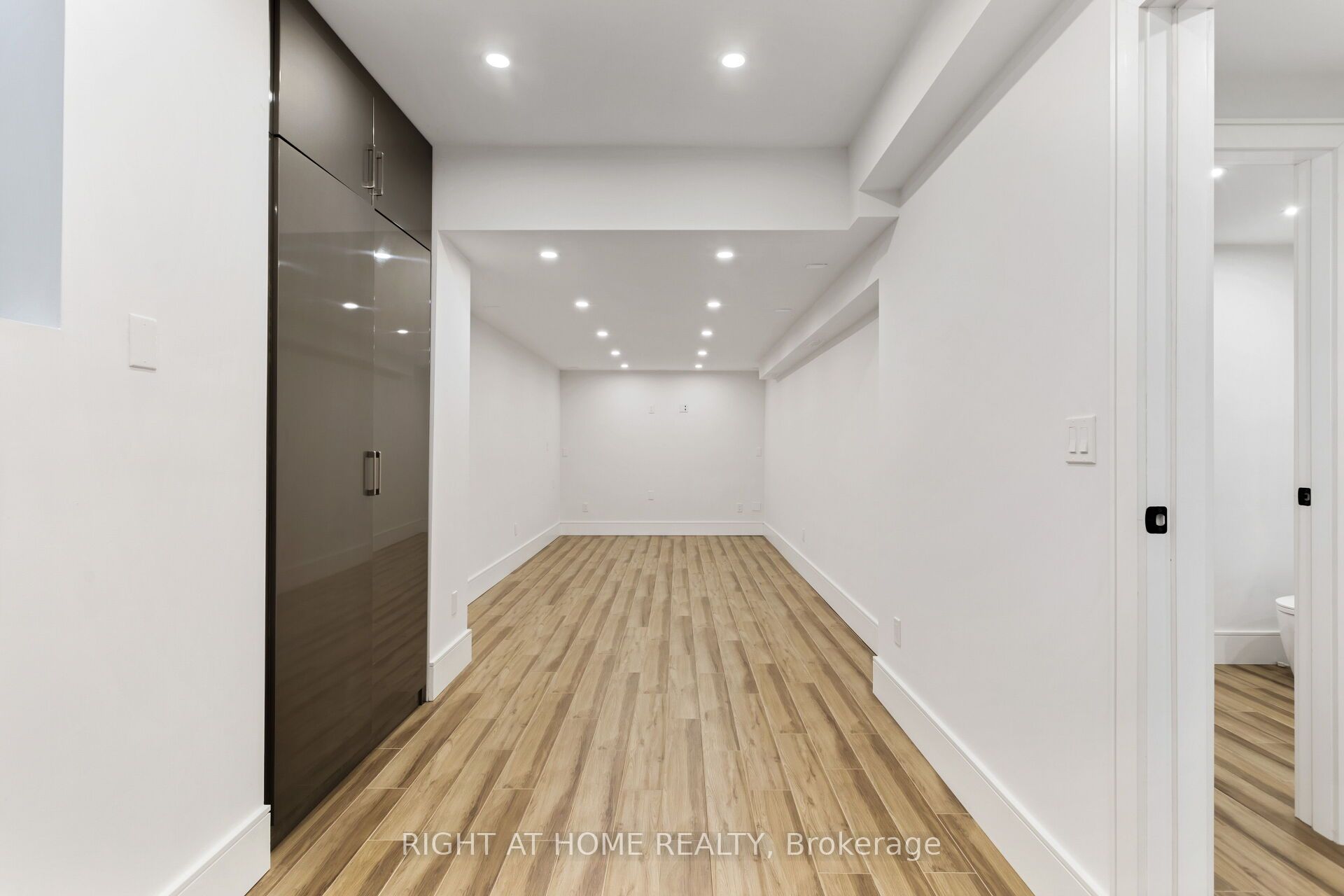 MLS #W12450438 image #37