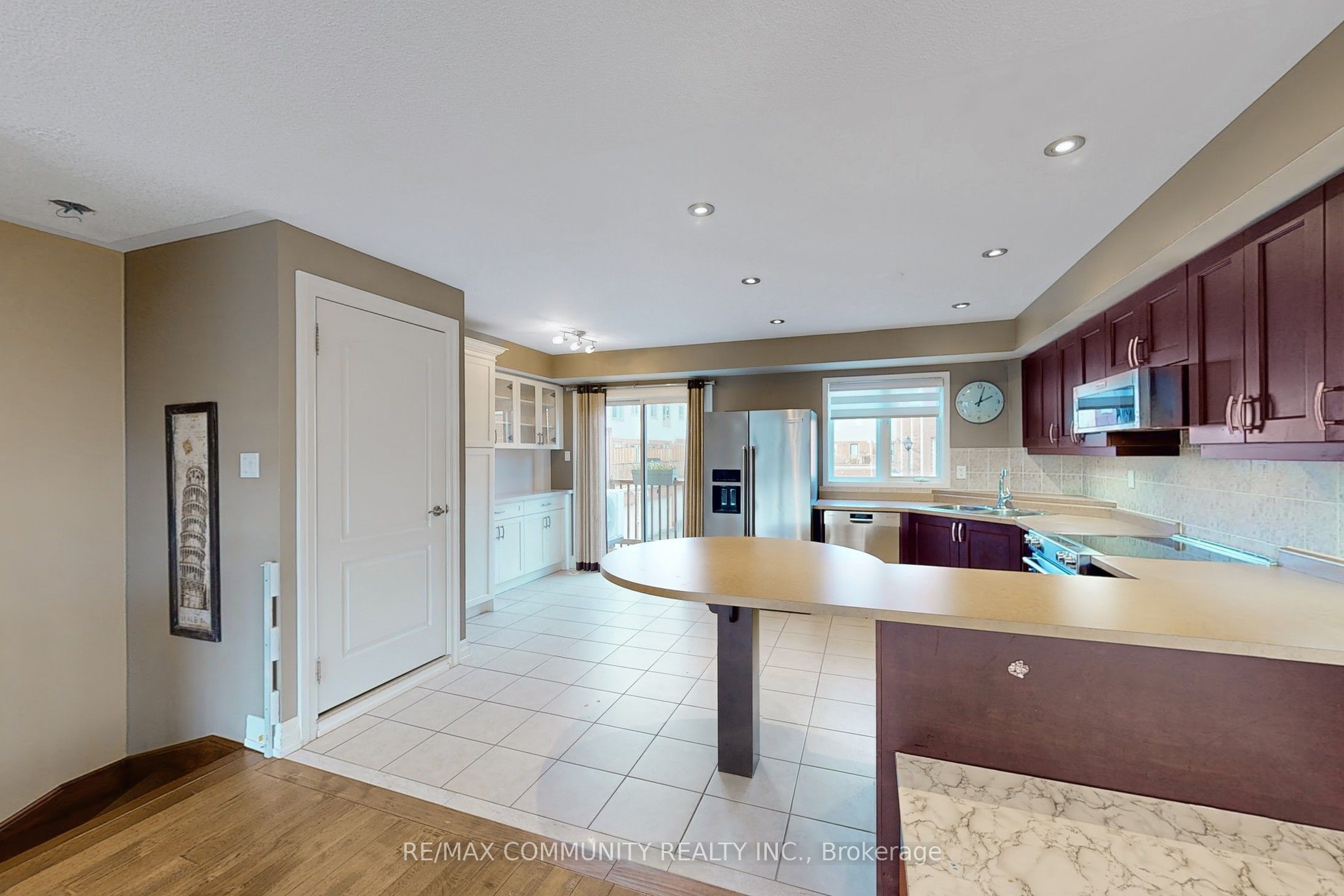 MLS #W12450455 image #21