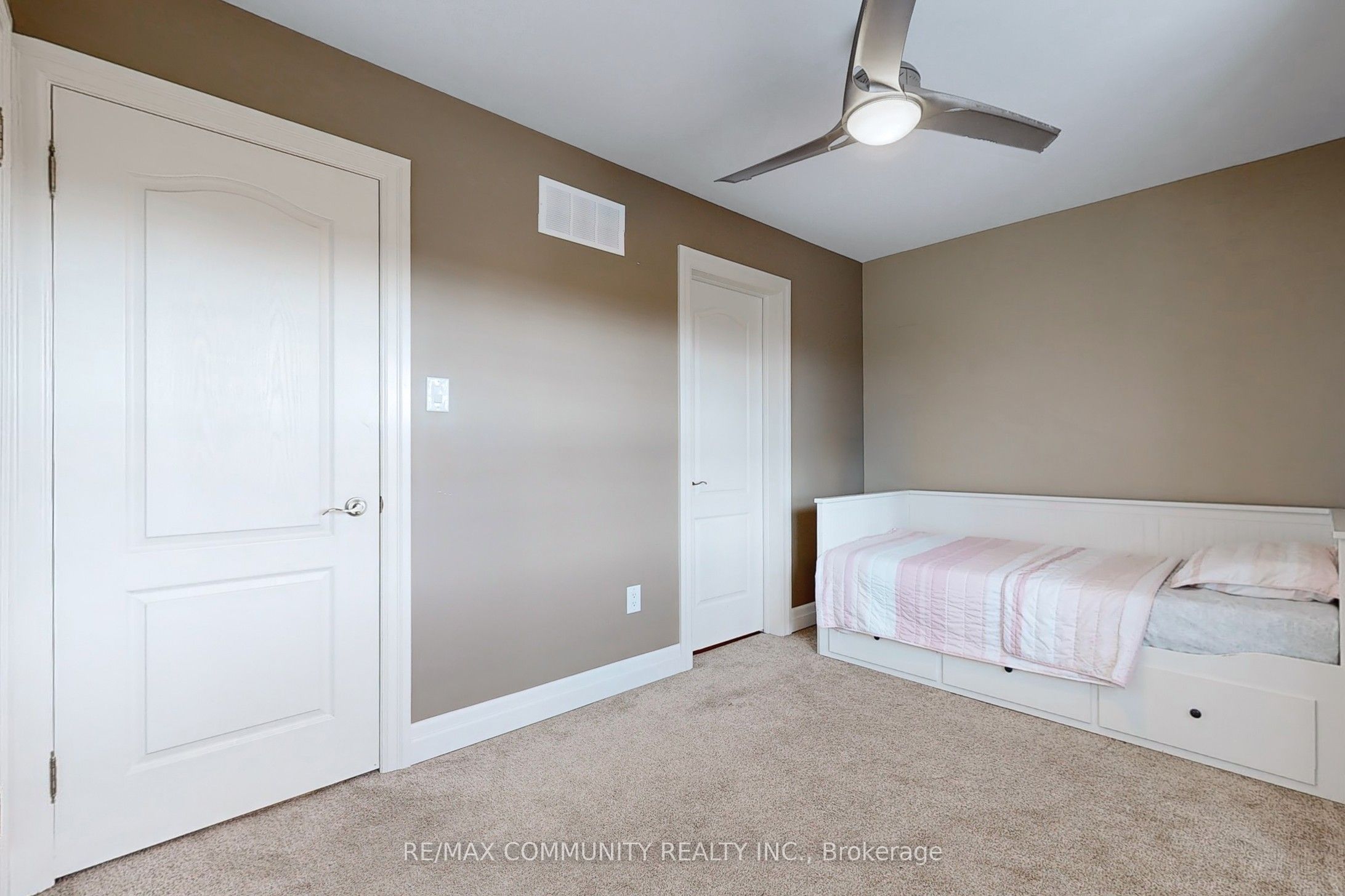 MLS #W12450455 image #31