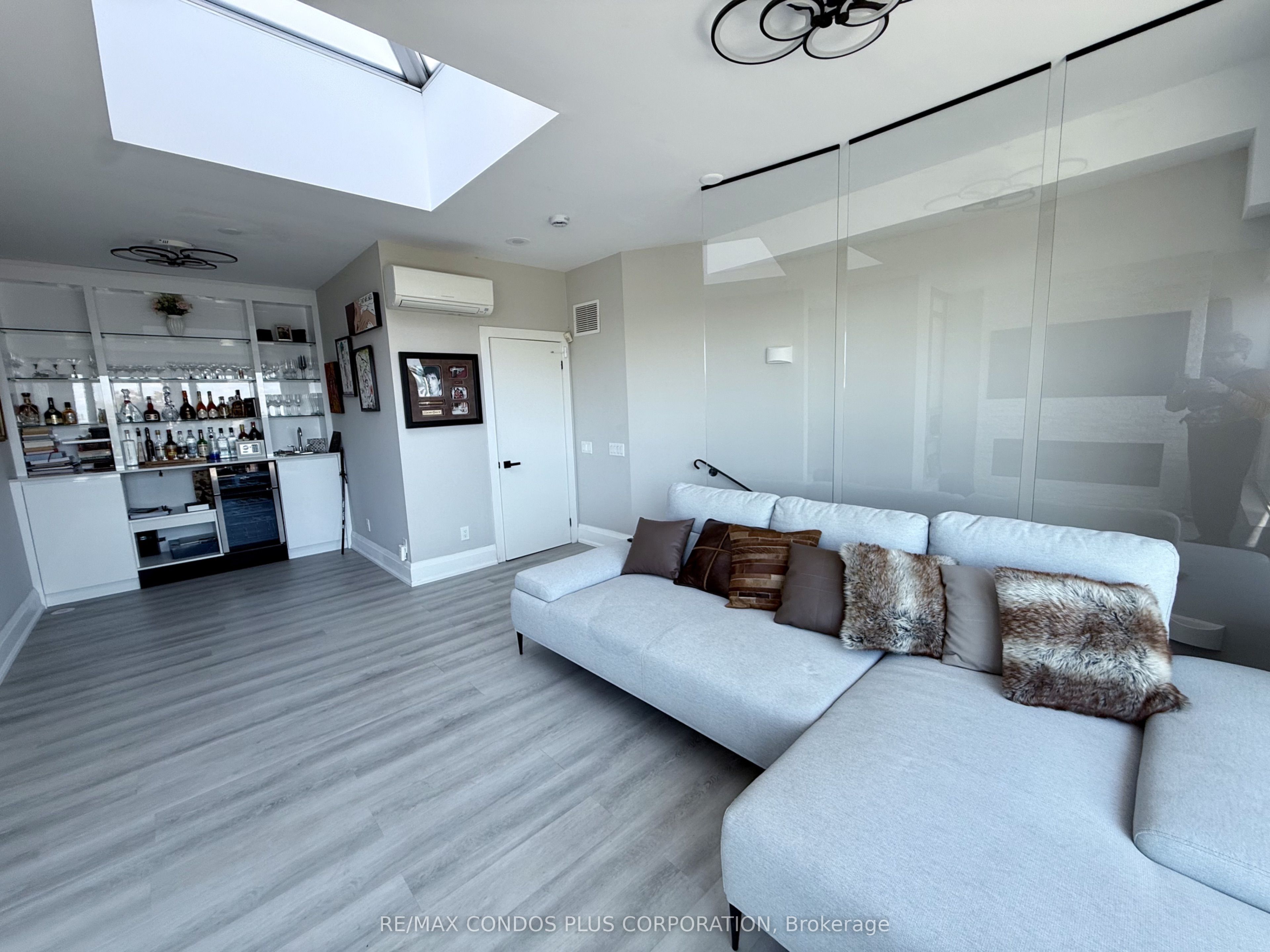 MLS #W12450937 image #13