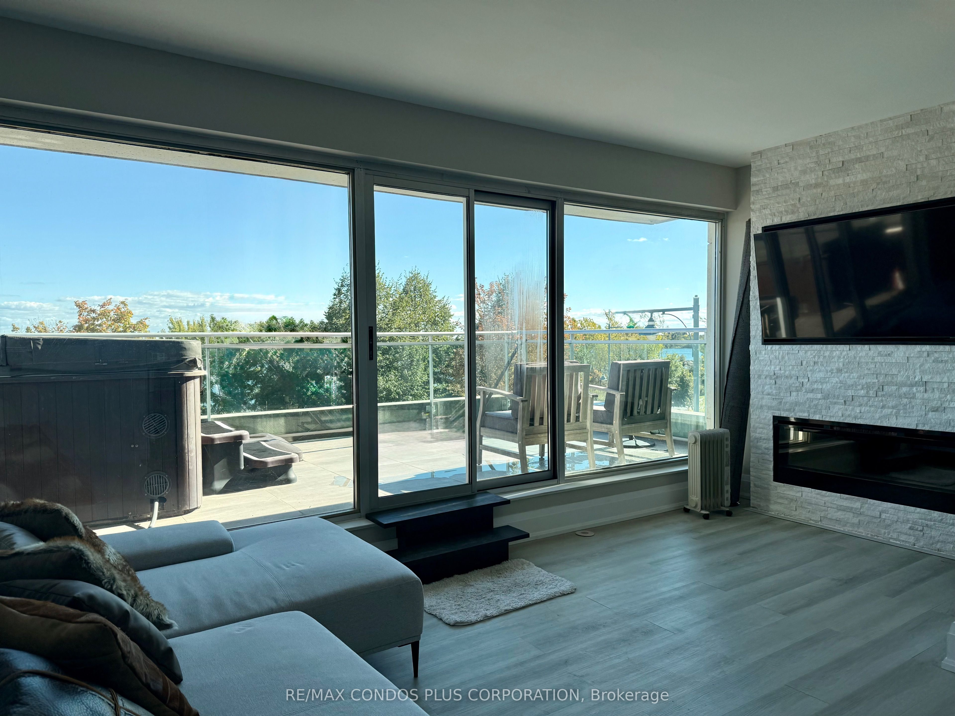 MLS #W12450937 image #28