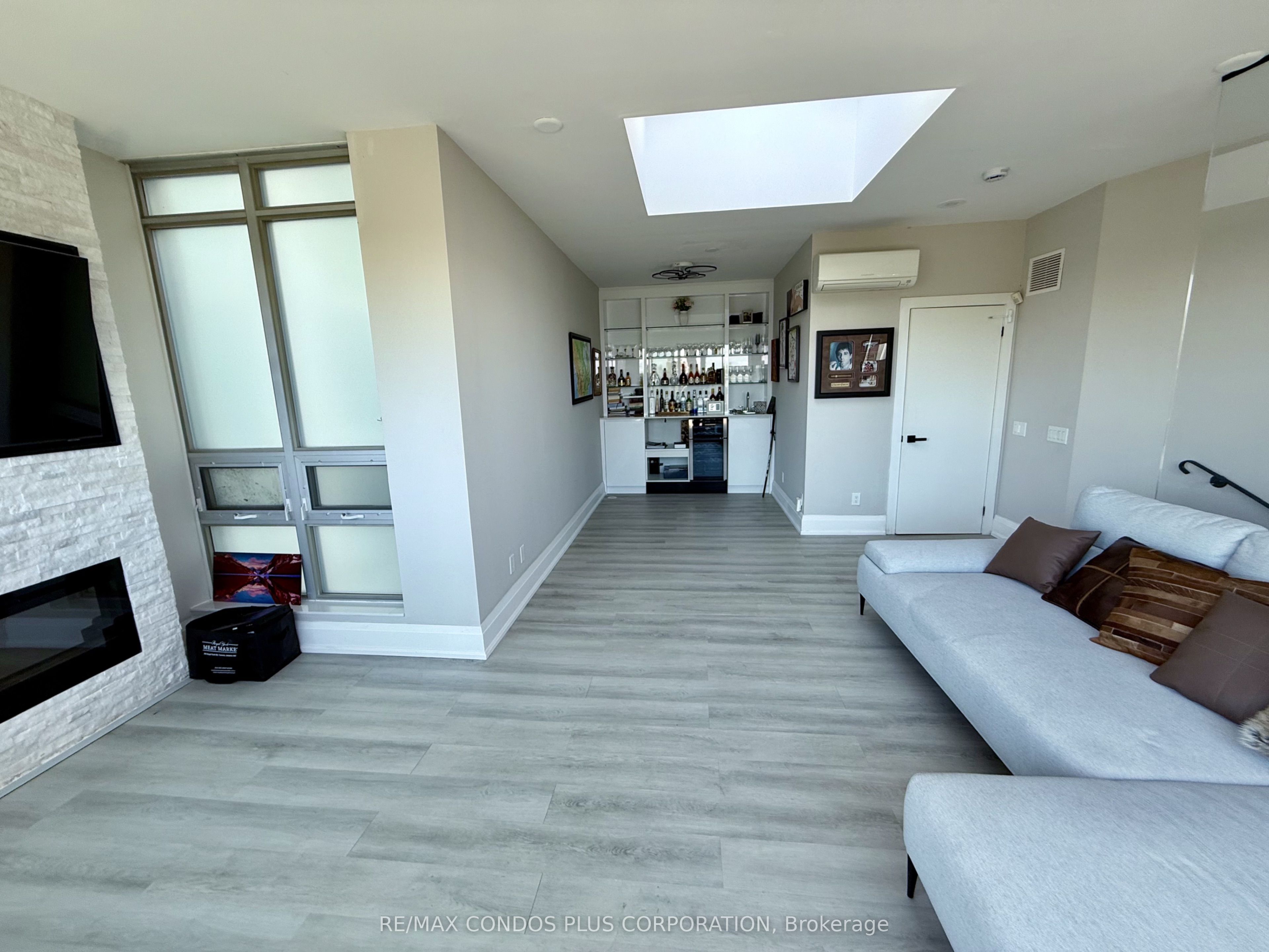 MLS #W12450937 image #8