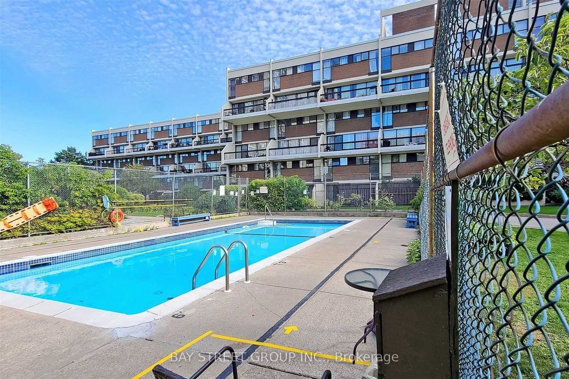 MLS #W12450938 image #14