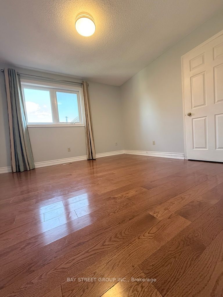 MLS #W12452608 image #15