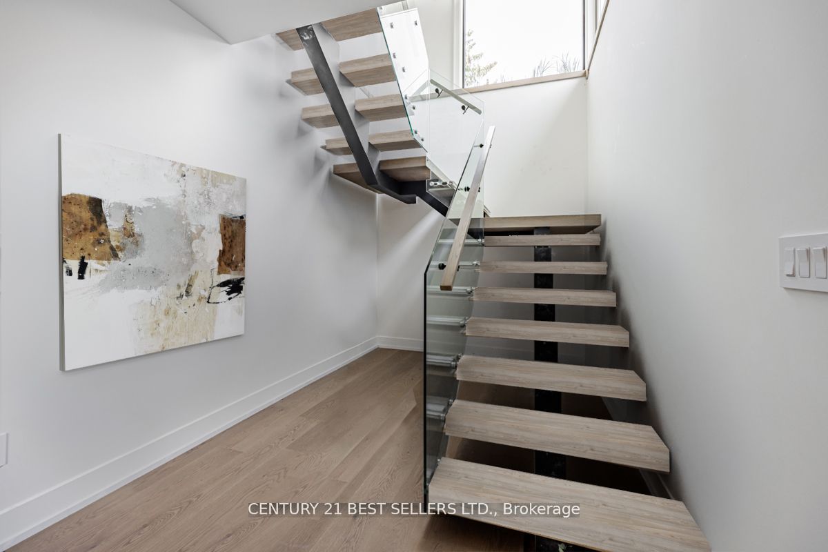 MLS #W12452633 image #19