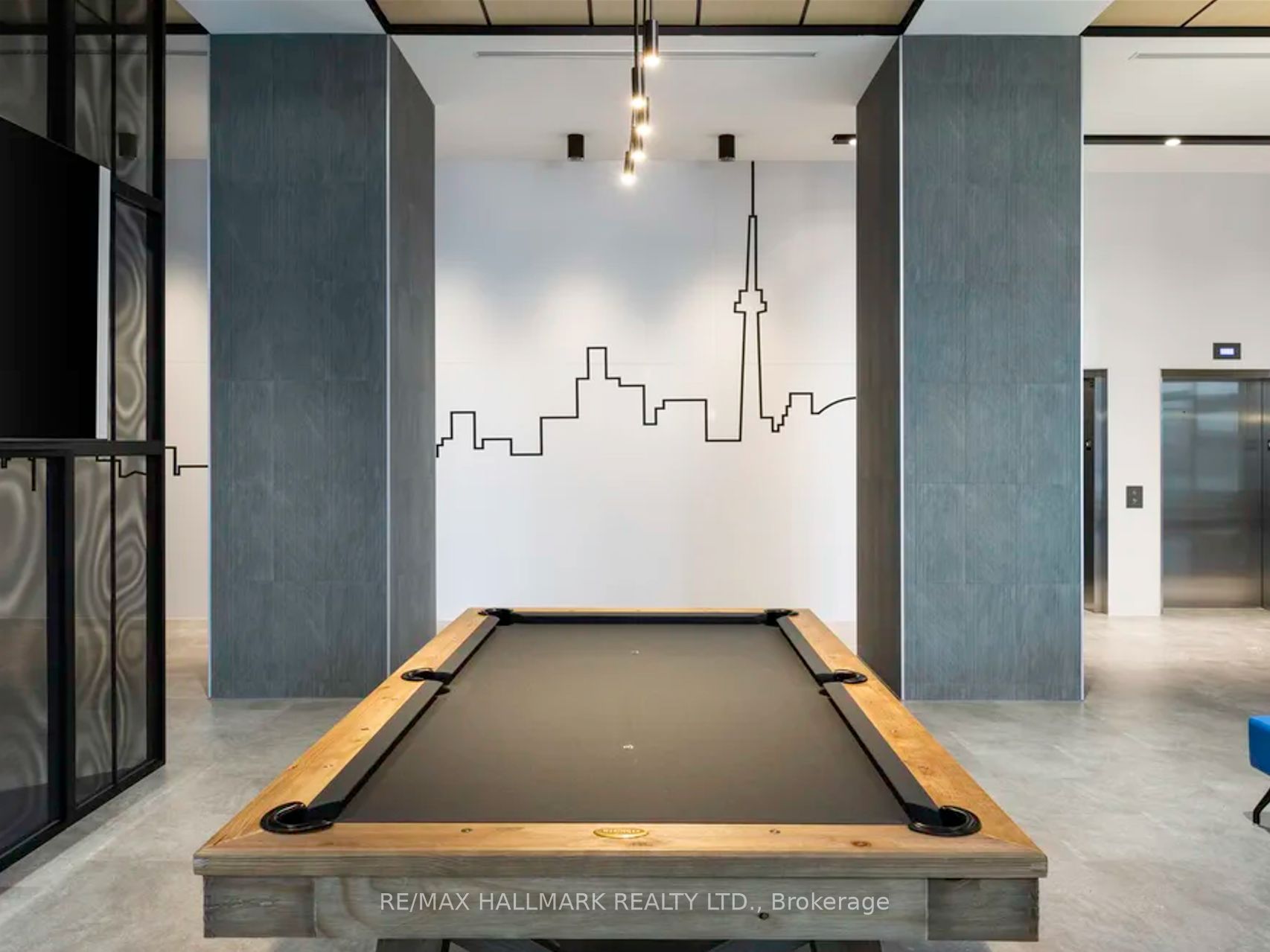 MLS #W12452972 image #9