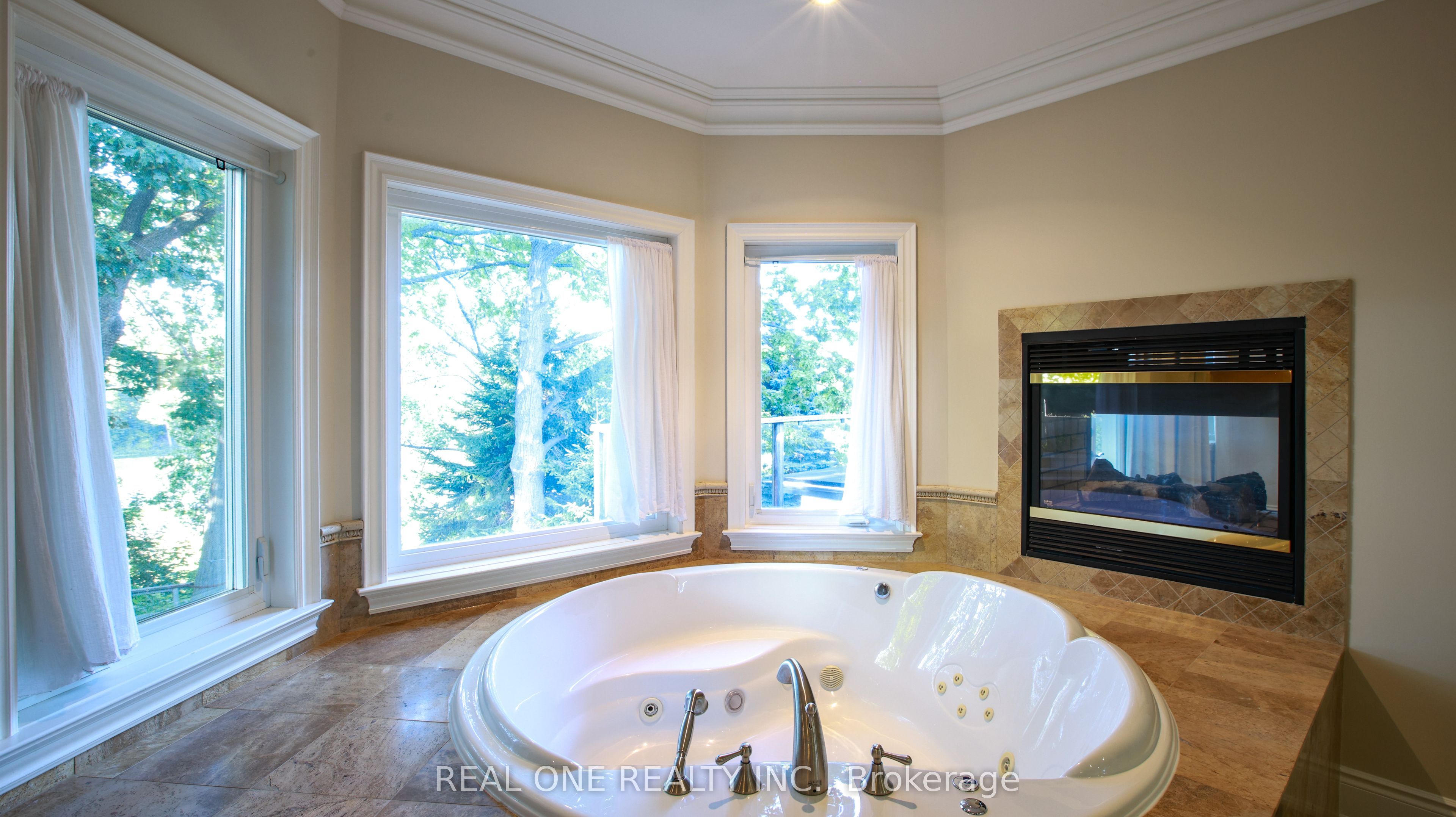 MLS #W12455341 image #20