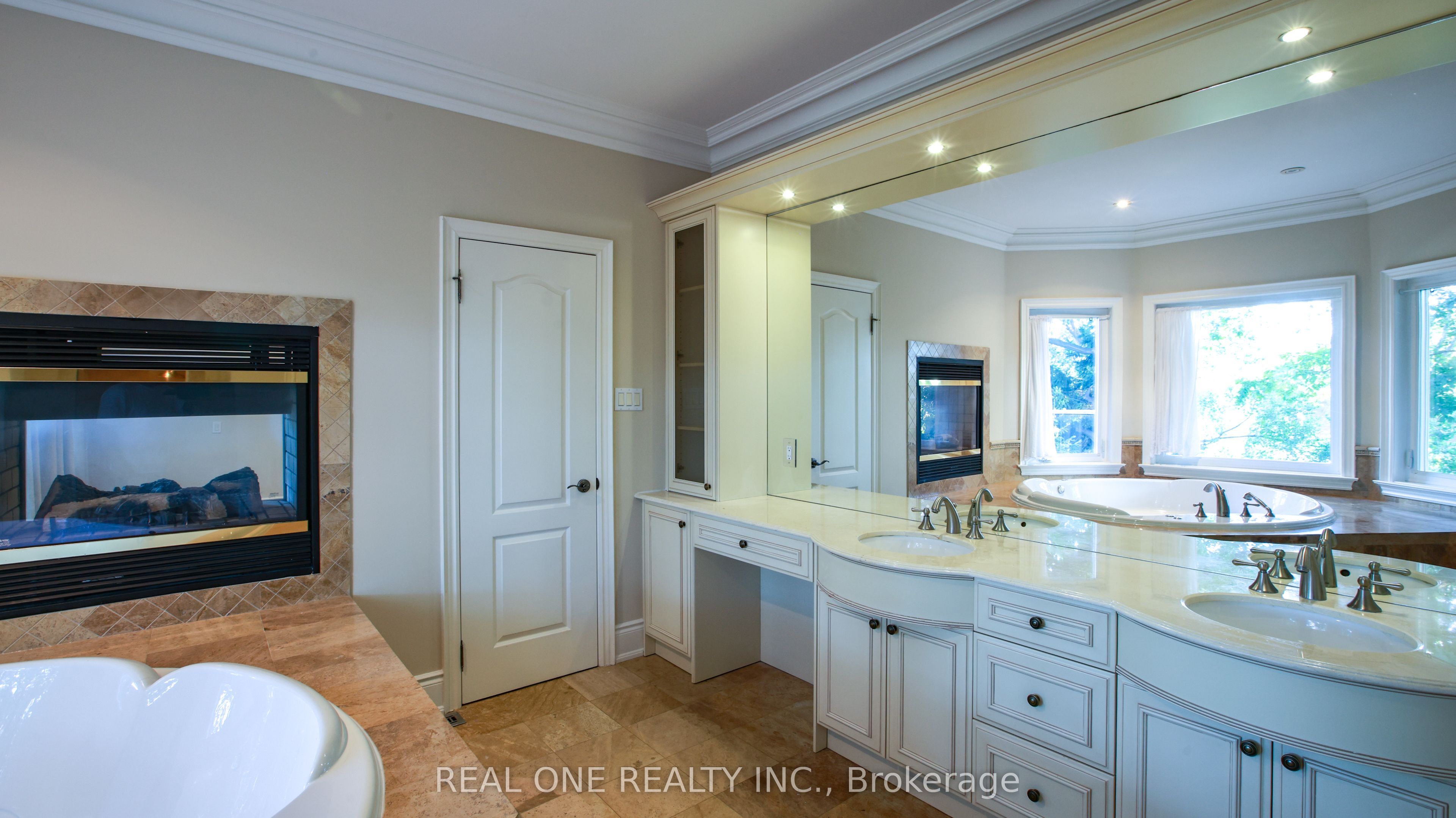 MLS #W12455341 image #21